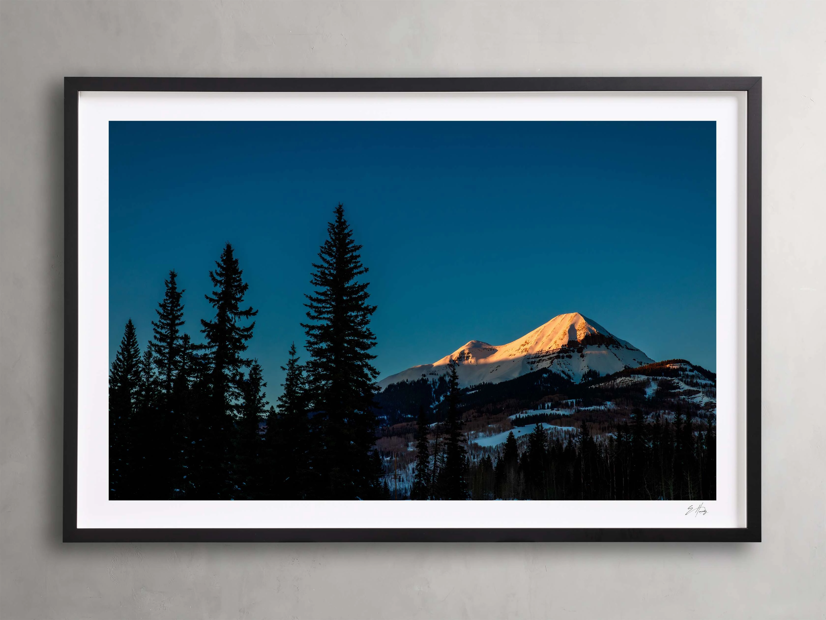 Golden Touch I Framed Printnordic style wall decor