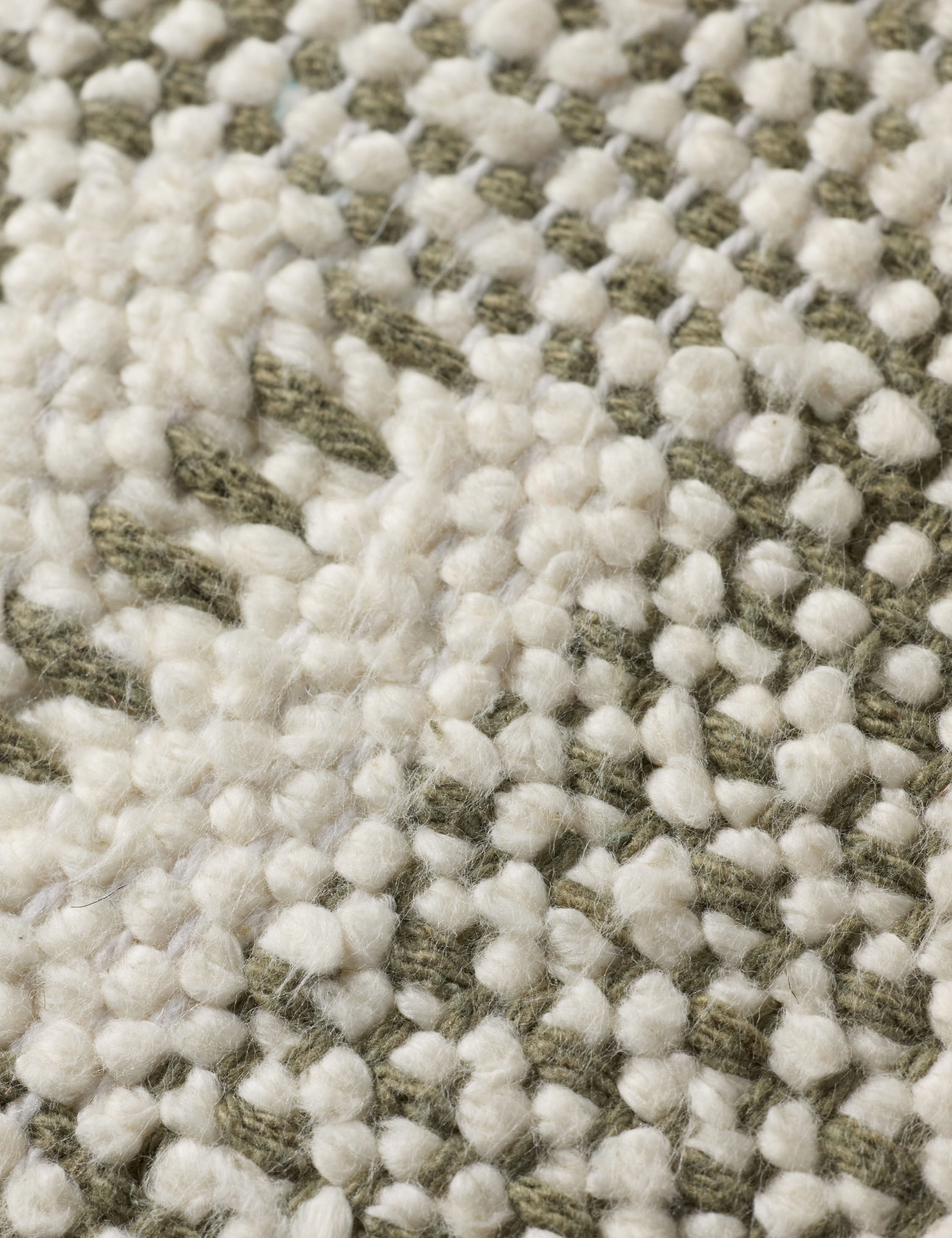 Hadara Pillow