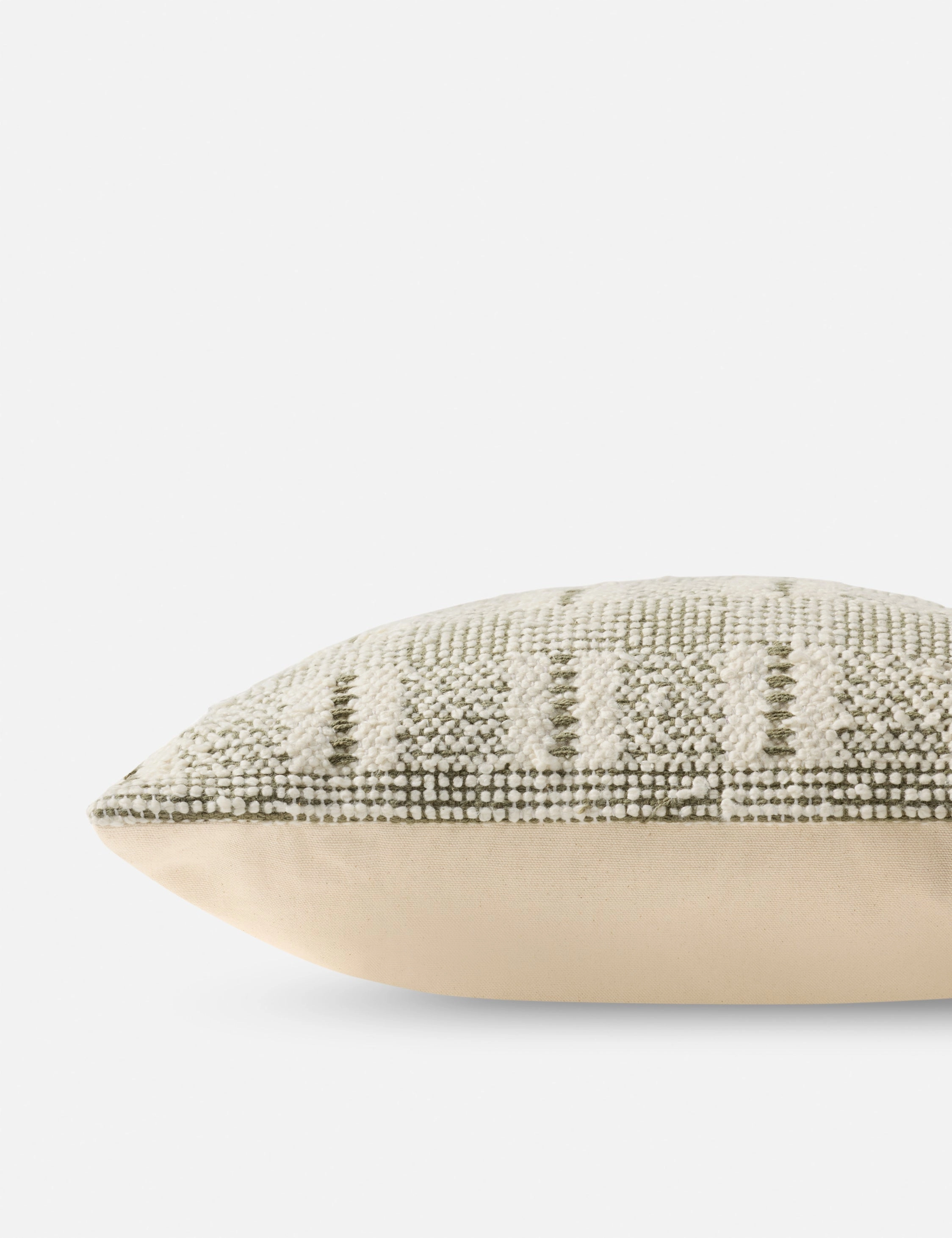 Hadara Pillow