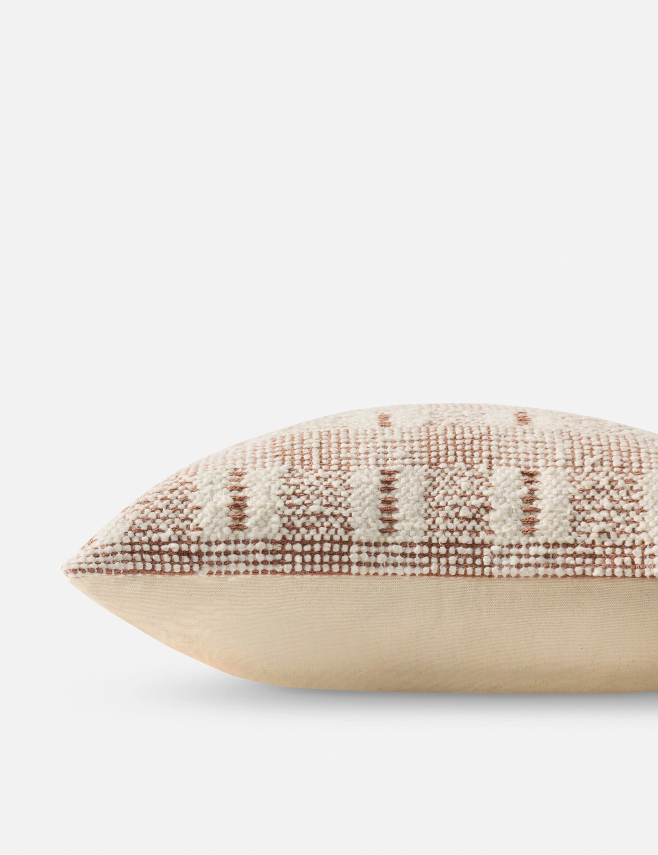 Hadara Pillow