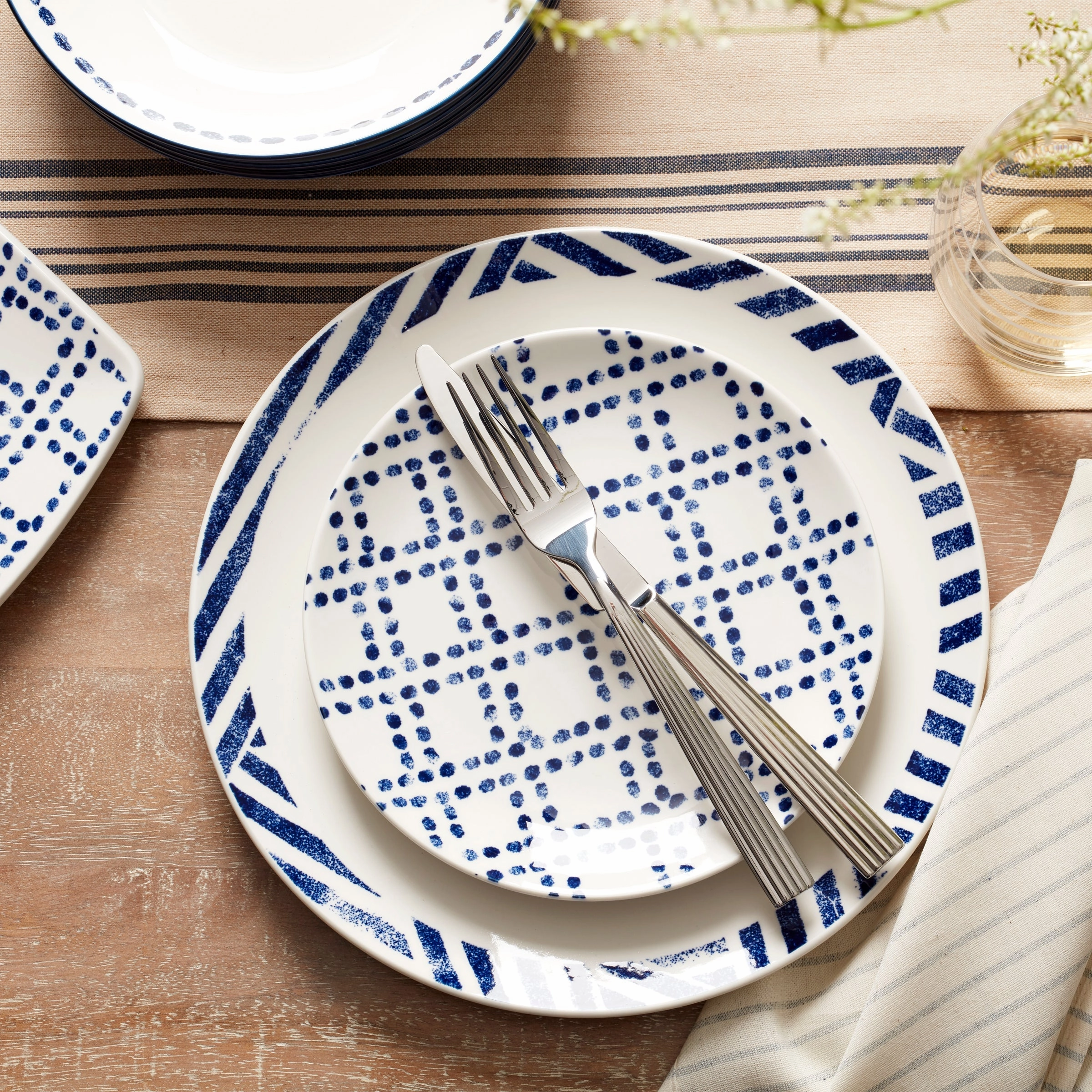 Harbour 12-Piece Dinnerware Set