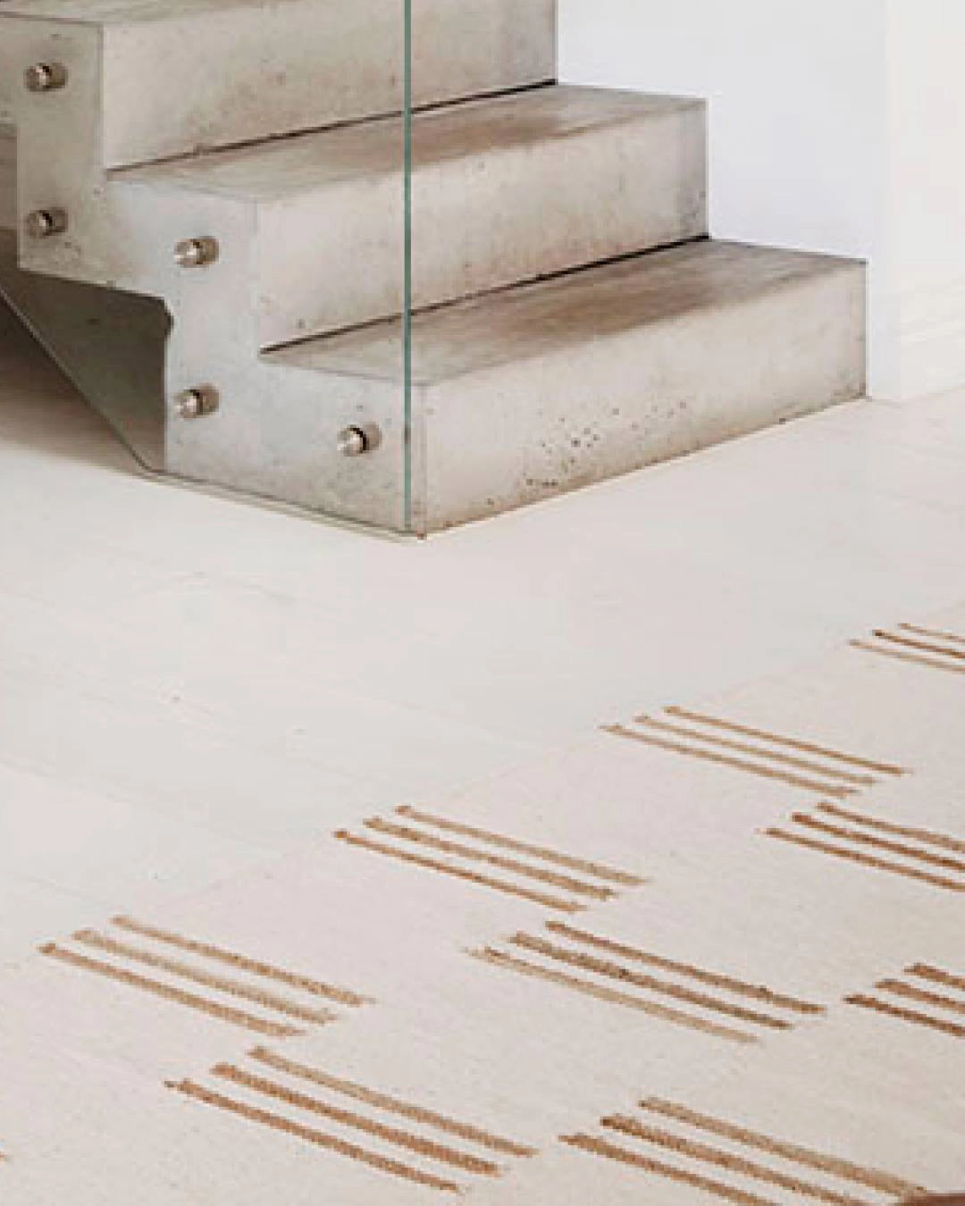Hendrix Asymmetrical Striped Jute Wool Runner Rug