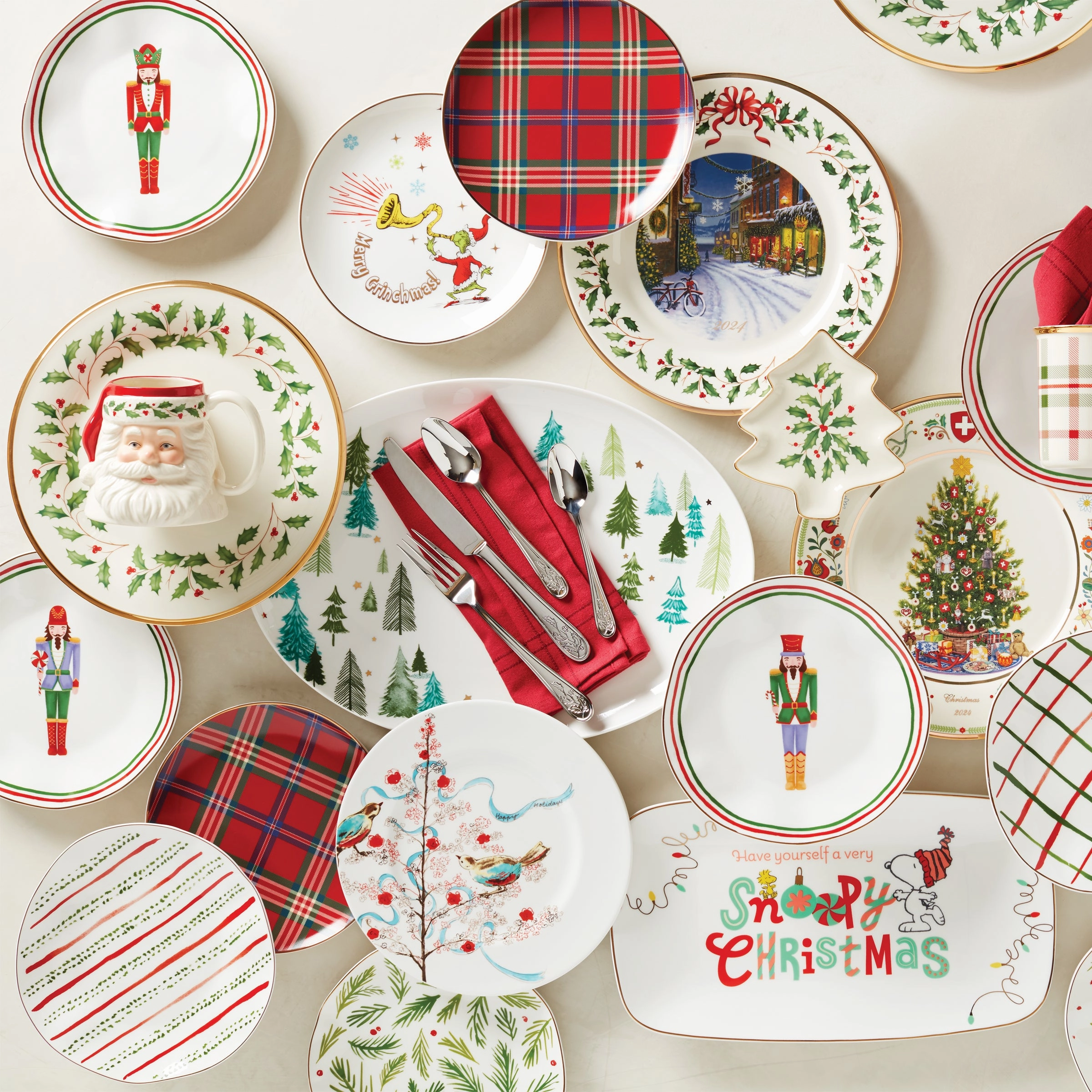 Holiday Red Tartan Accent Plates - Set of 4