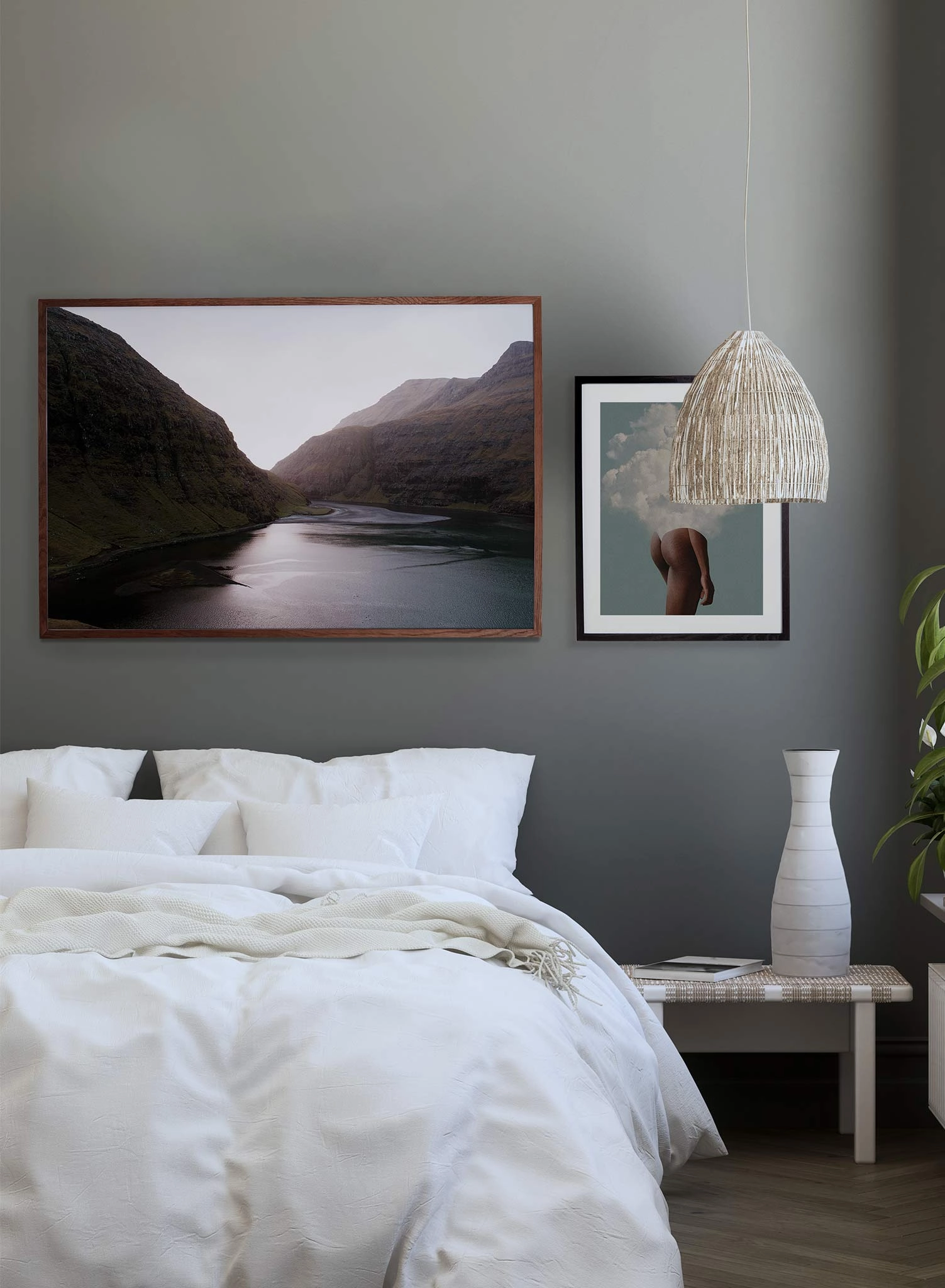 Infinite Valley, Poster