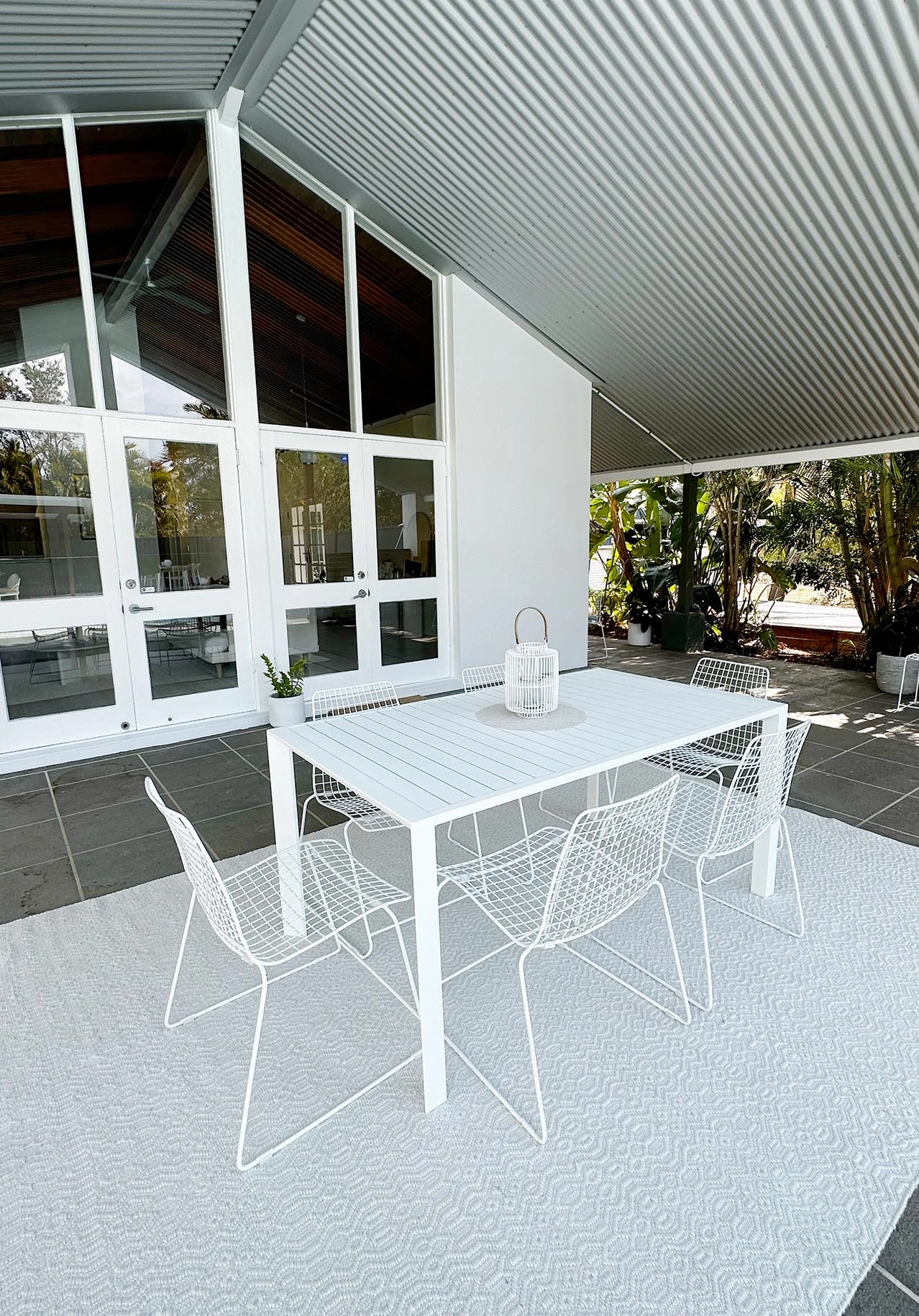 Ivy Ivory Indoor Outdoor PET Rug *NO RETURNS UNLESS FAULTY