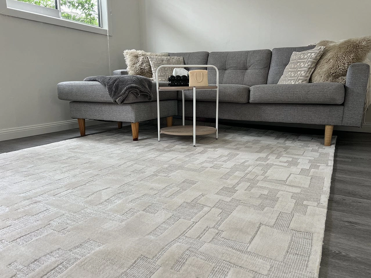 Jessie Ivory Cream Abstract Textured Rug *NO RETURNS UNLESS FAULTY