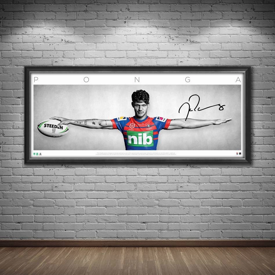 KALYN PONGA SIGNED WINGS