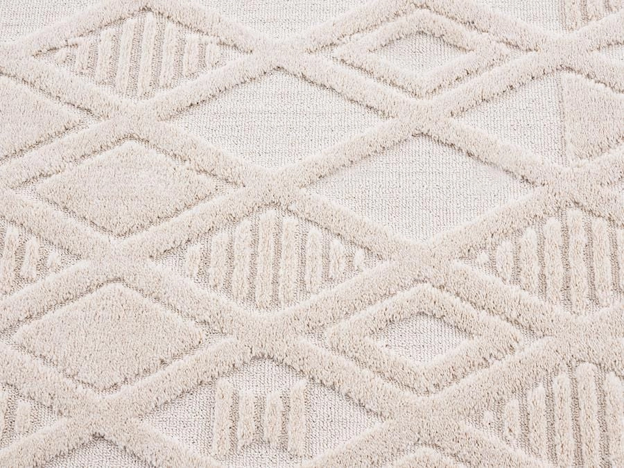 Kira Diamond Detail Textured Runner Rug