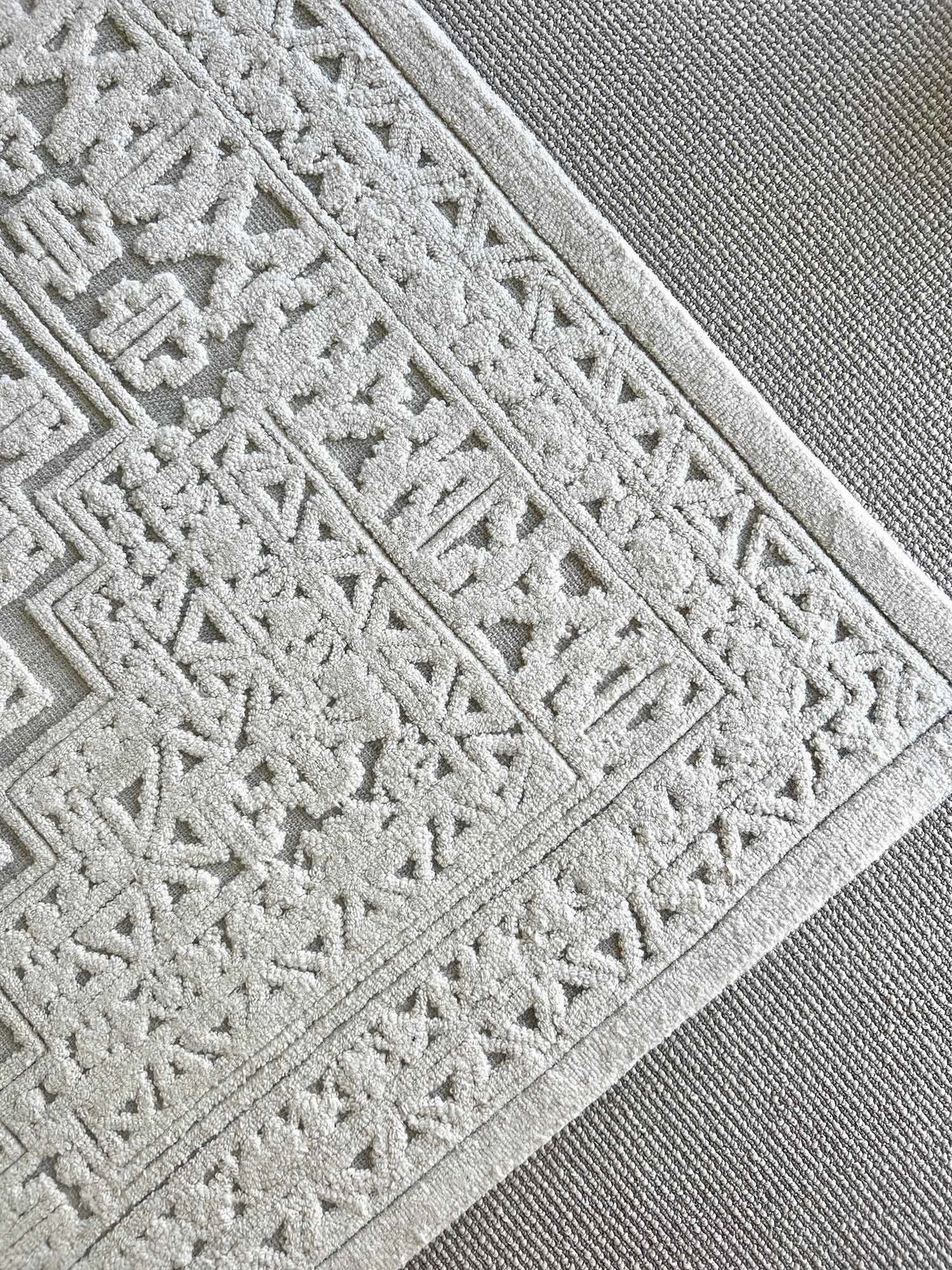 Kirrily Blue Grey and Ivory Textured Tribal Rug *NO RETURNS UNLESS FAULTY