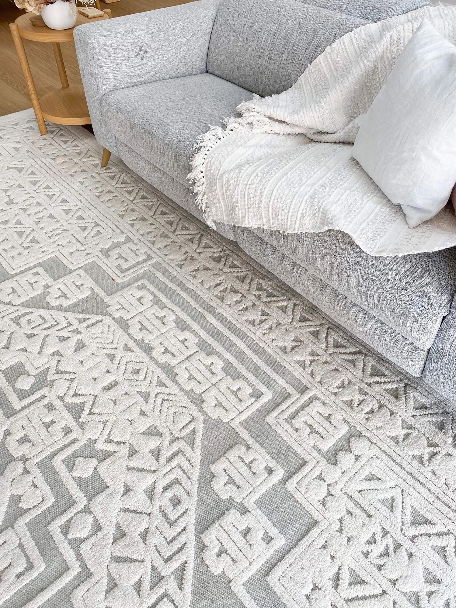 Kirrily Blue Grey and Ivory Textured Tribal Rug *NO RETURNS UNLESS FAULTY