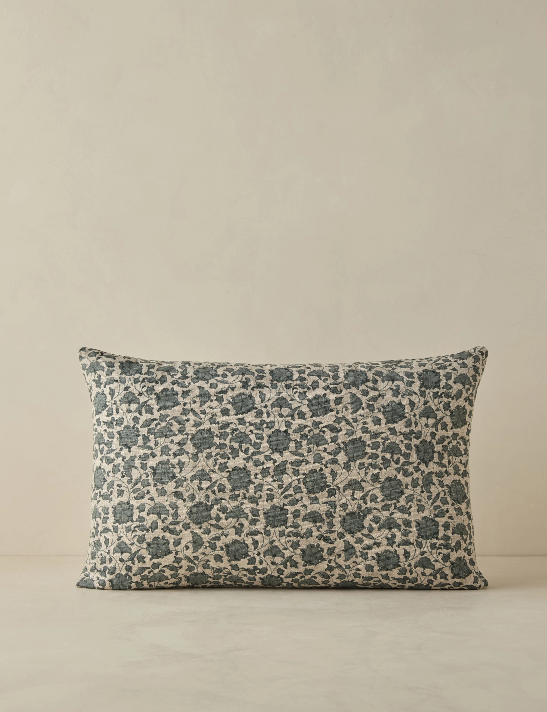 Lavelanet Linen Pillow