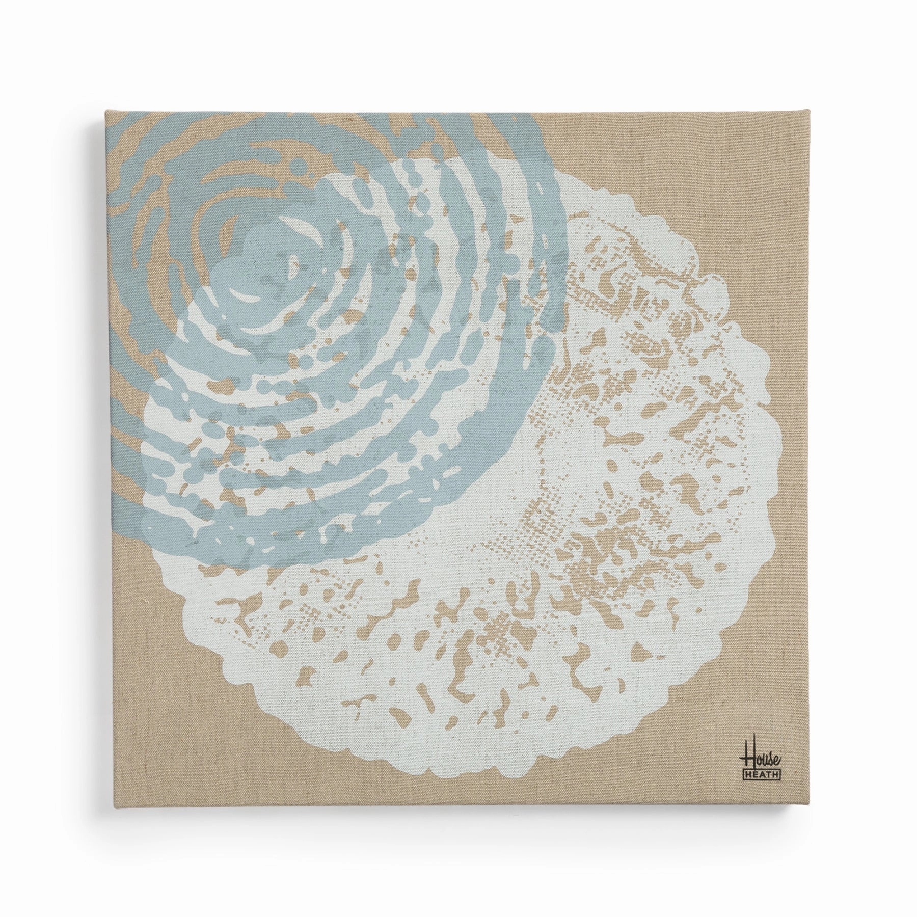 Linen Screen Print in White and Bluenordic minimalist vase