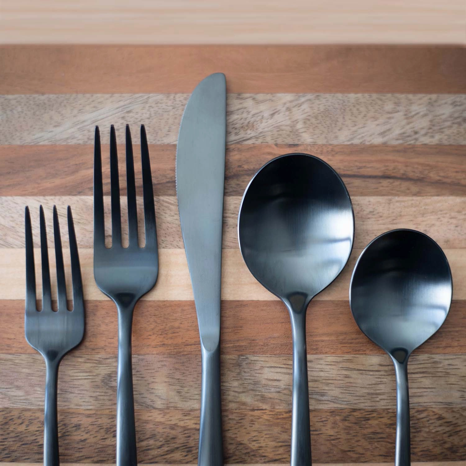 Lorenn Black Satin 20 Piece Flatware Set