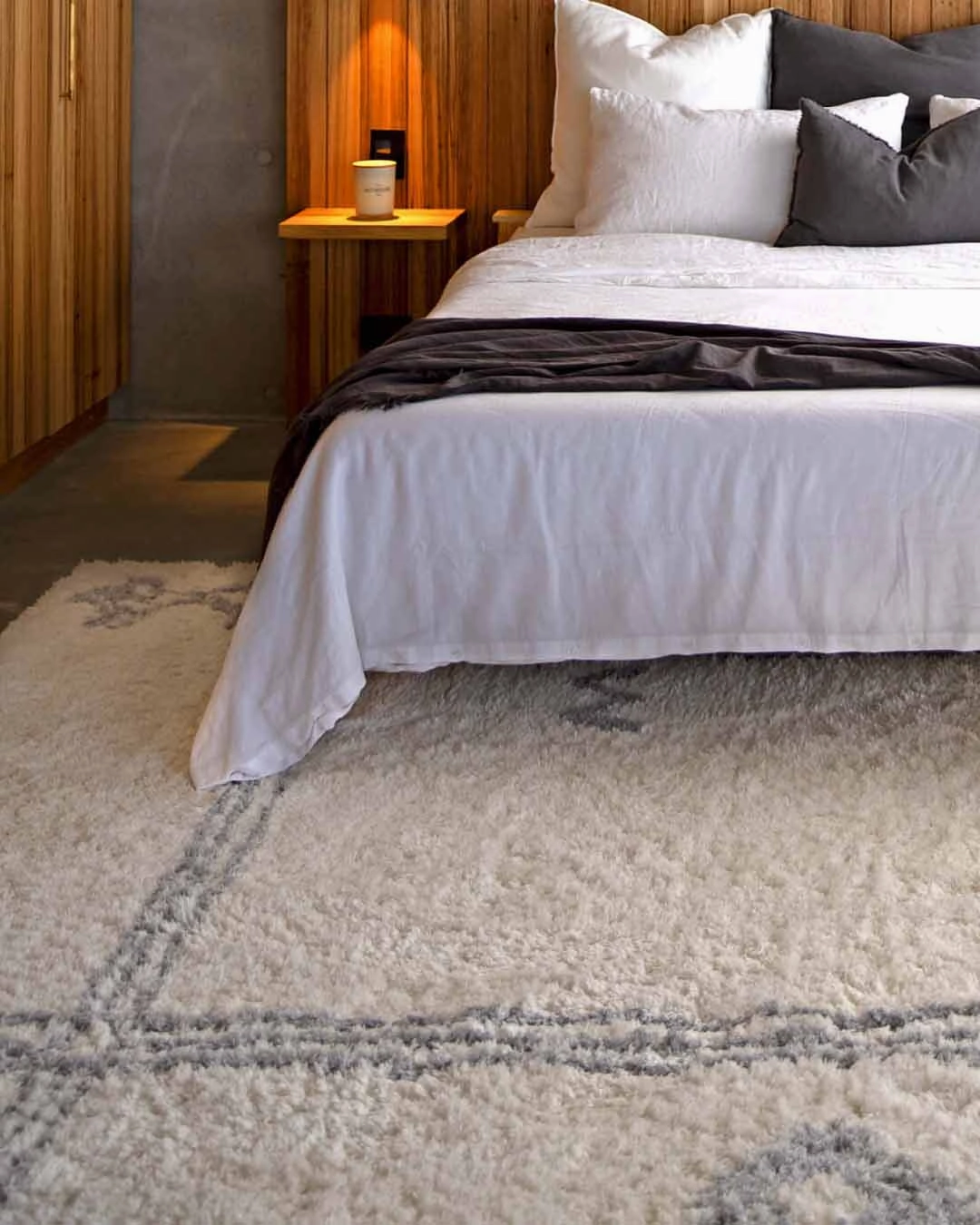 Makara Ivory And Grey Tribal Shag Rug *NO RETURNS UNLESS FAULTY
