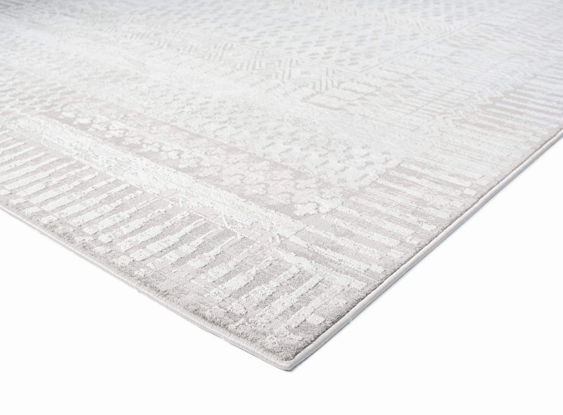 Makeda Ivory and Grey Distressed Tribal Rug *NO RETURNS UNLESS FAULTY
