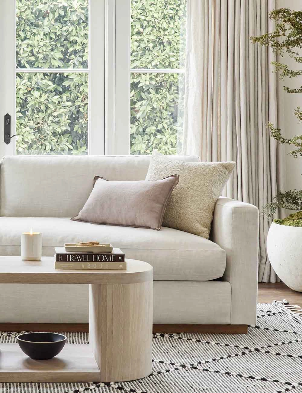 Manon Linen Boucl Pillow