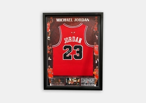 Michael Jordan Signed Signature Series Jersey Framedhandmade souvenirs