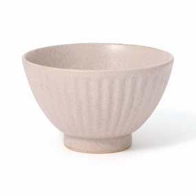 Mino Rice Bowl Shinogi Matte Pinkhand-painted ceramic bowl
