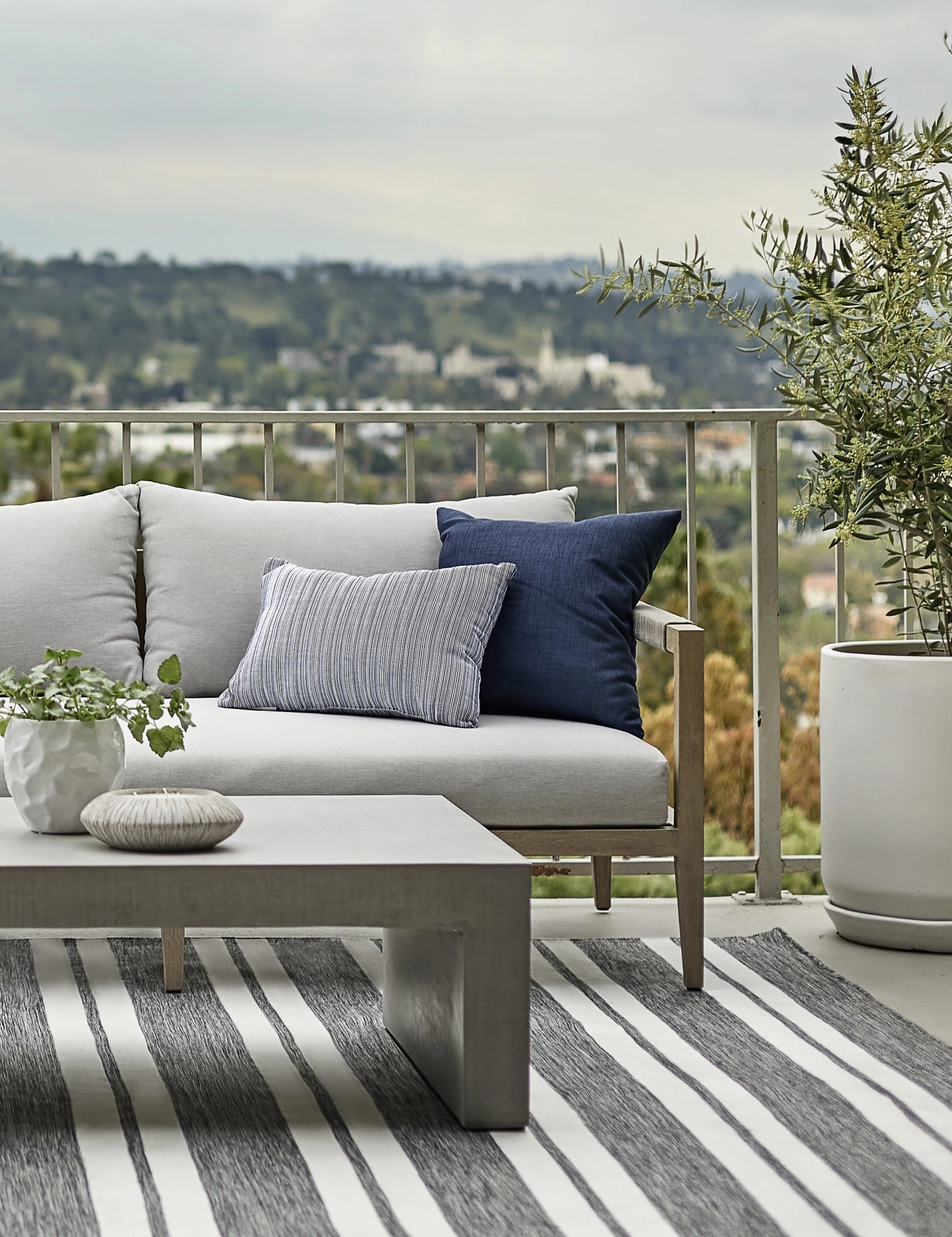Moselle Indoor / Outdoor Pillow