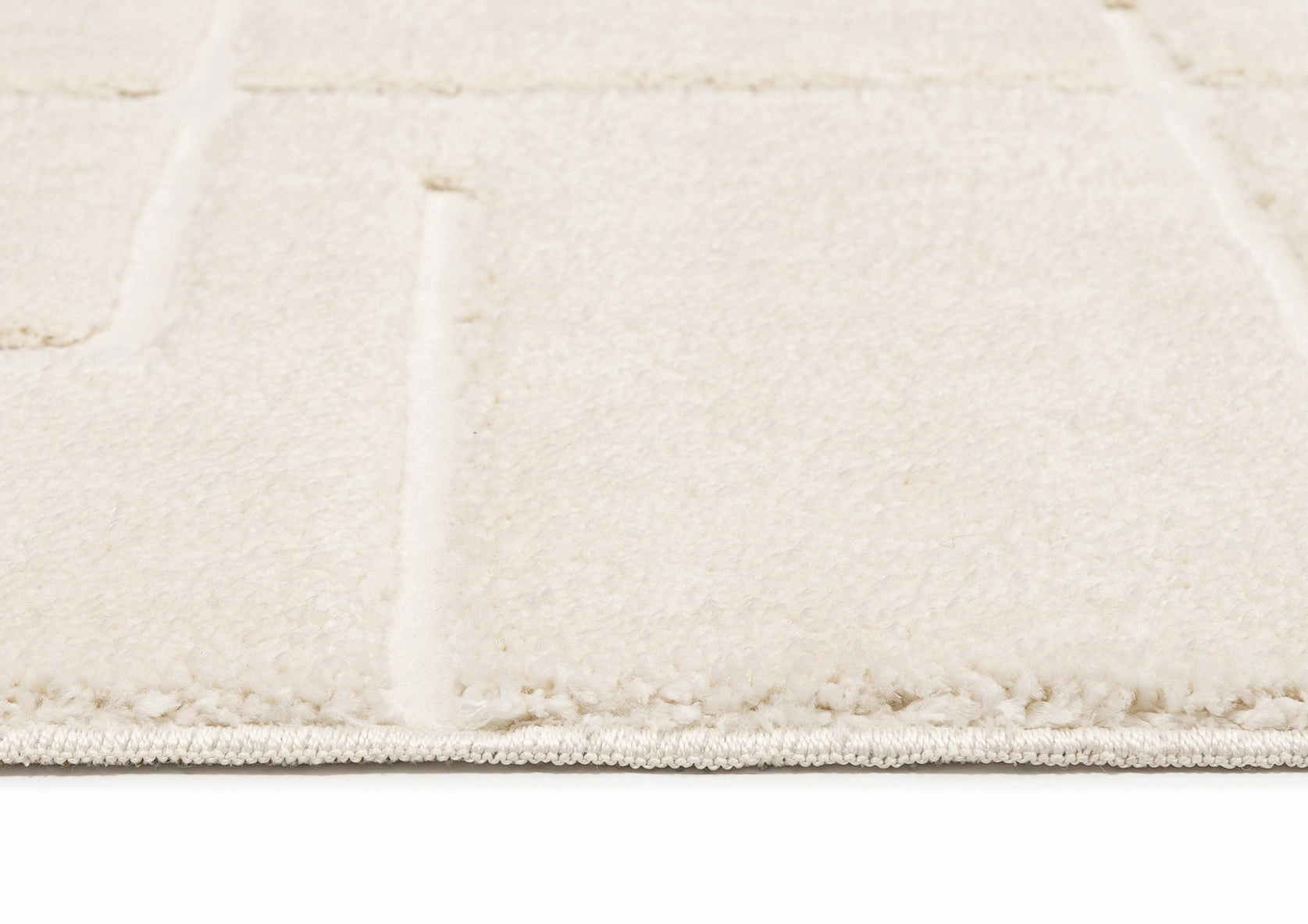Nalu Ivory Geometric Rug