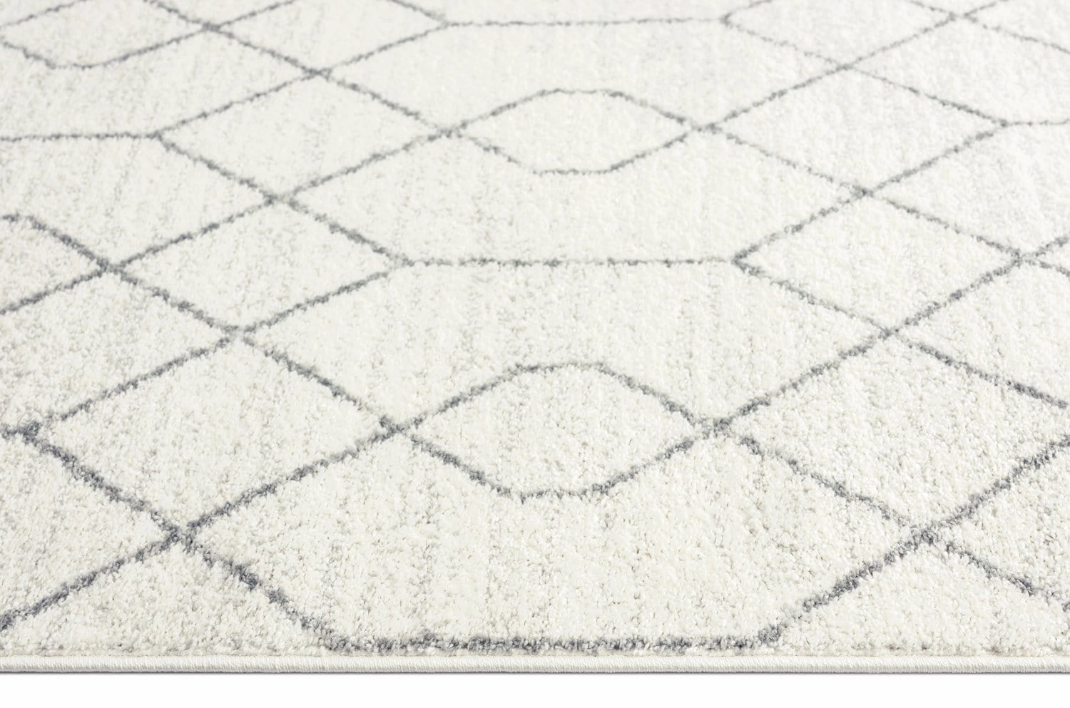 Neda Grey and Ivory Diamond Pattern Runner Rug