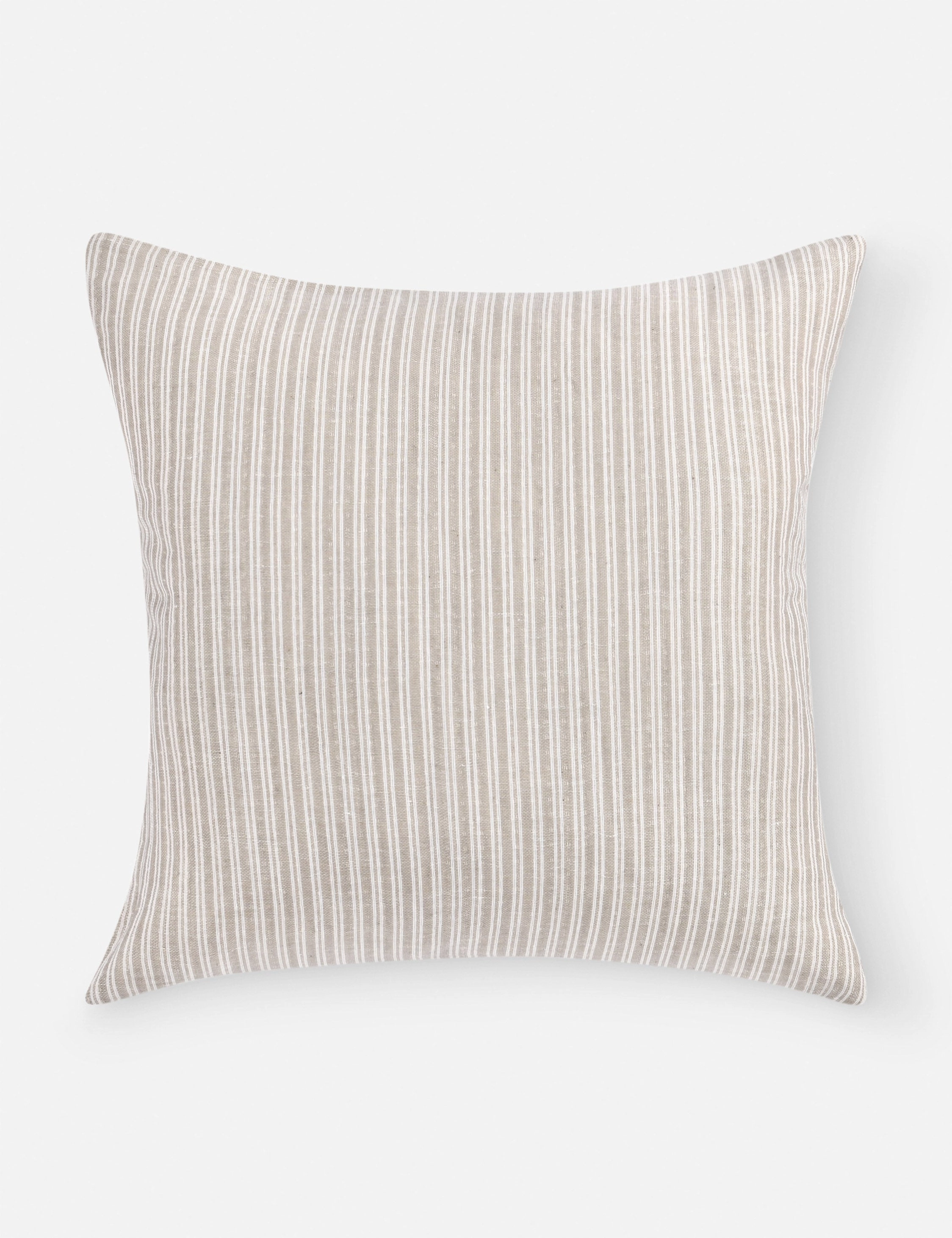 Nevya Pillow
