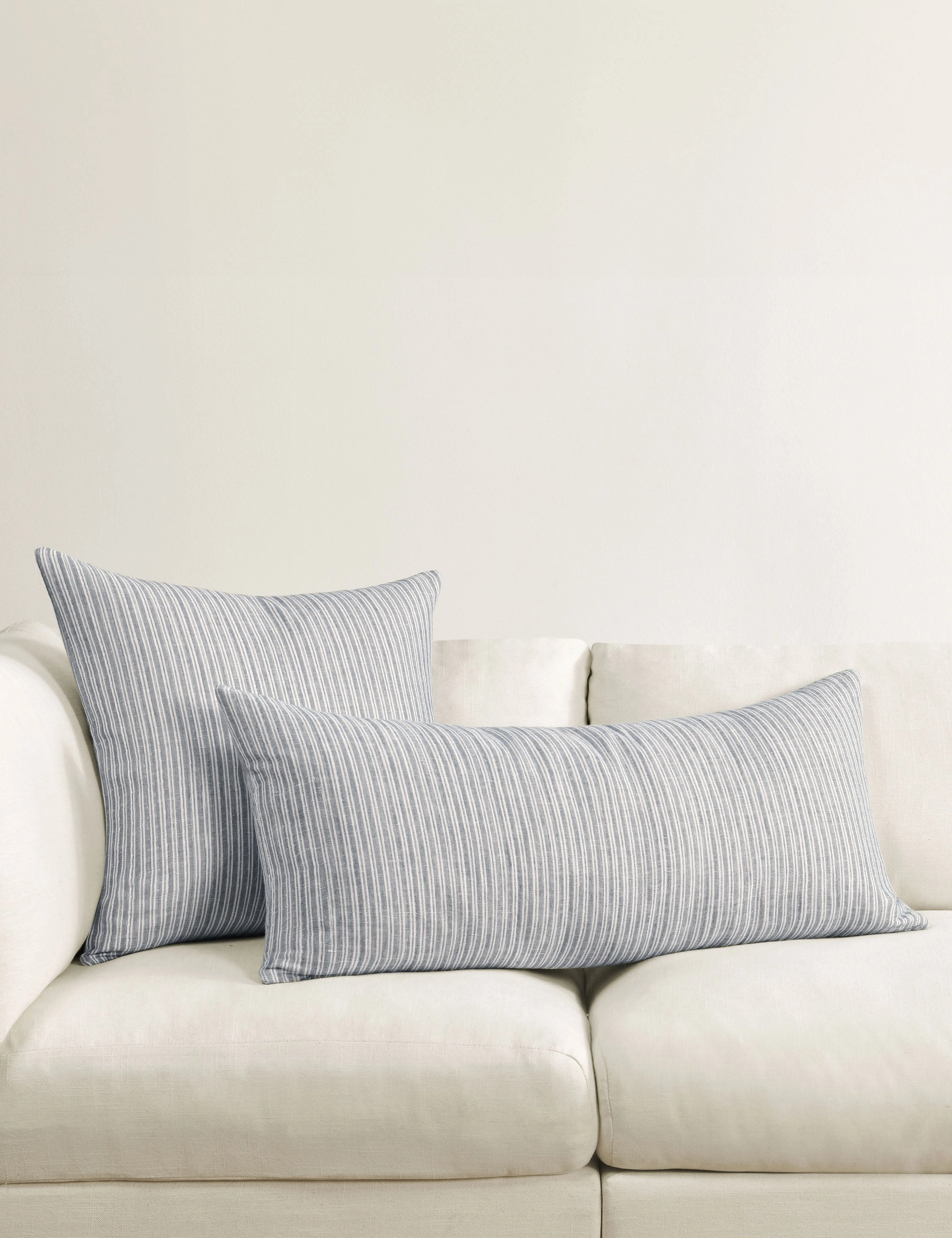 Nevya Pillow