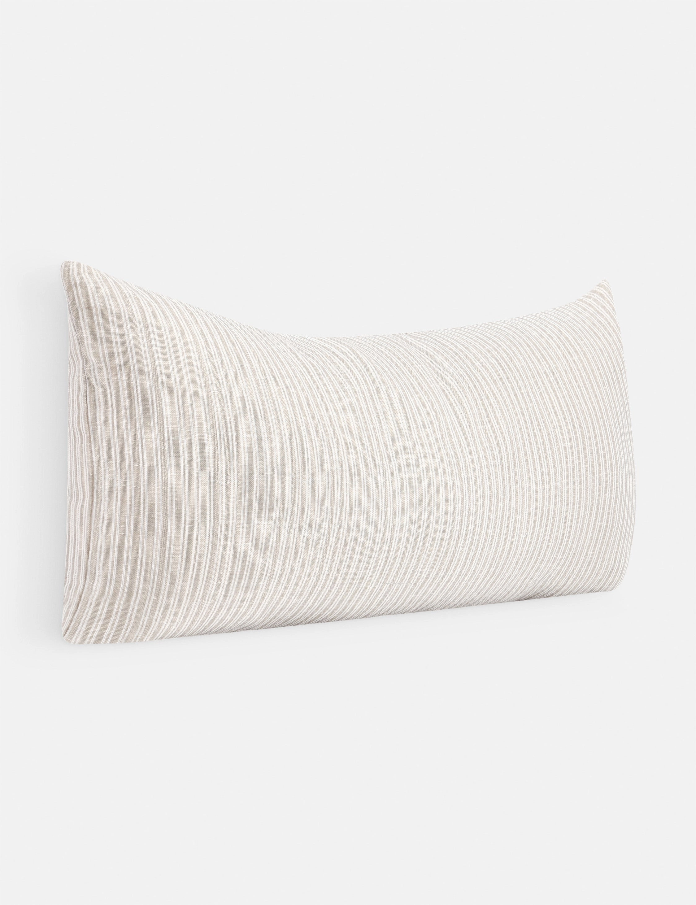 Nevya Pillow