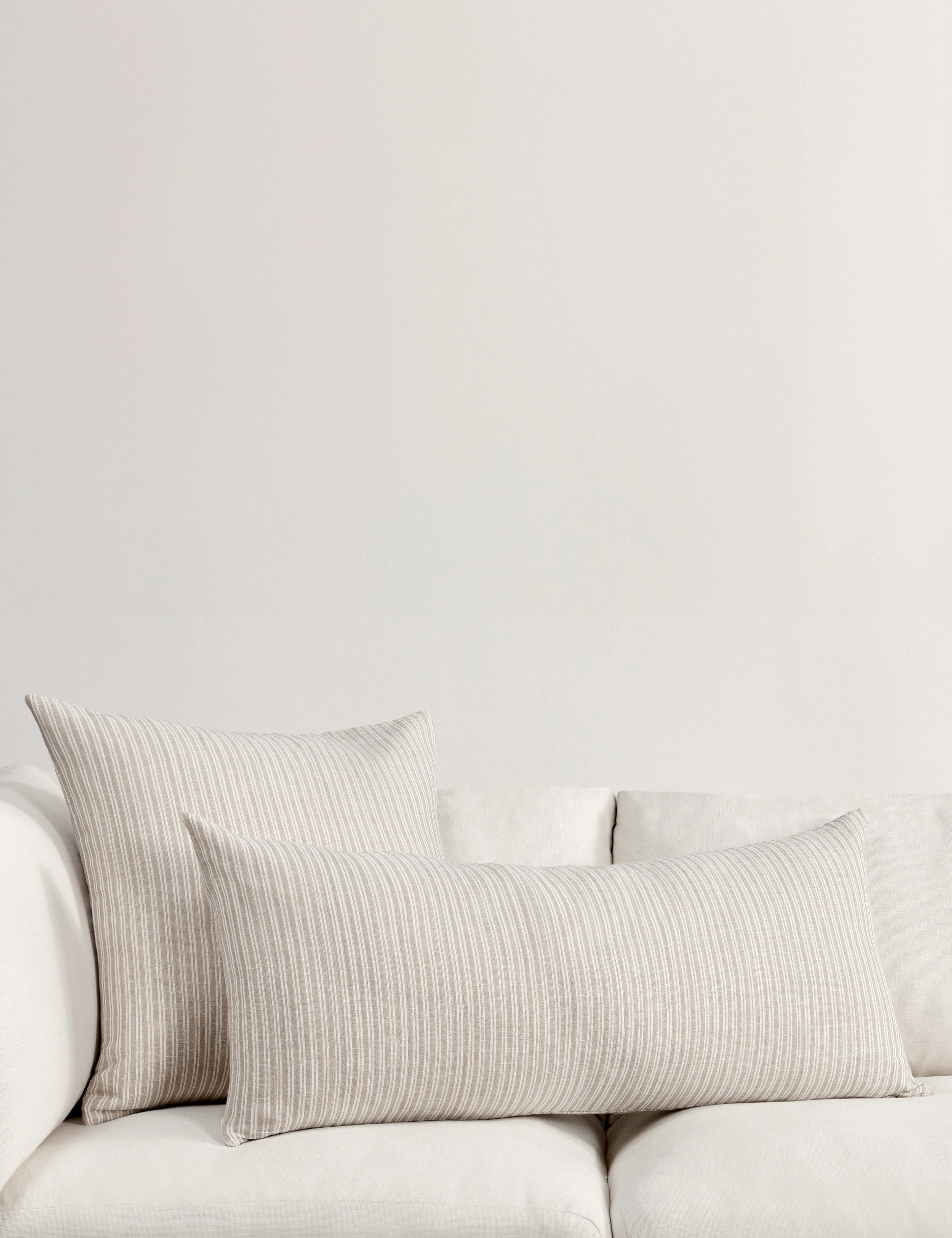 Nevya Pillow