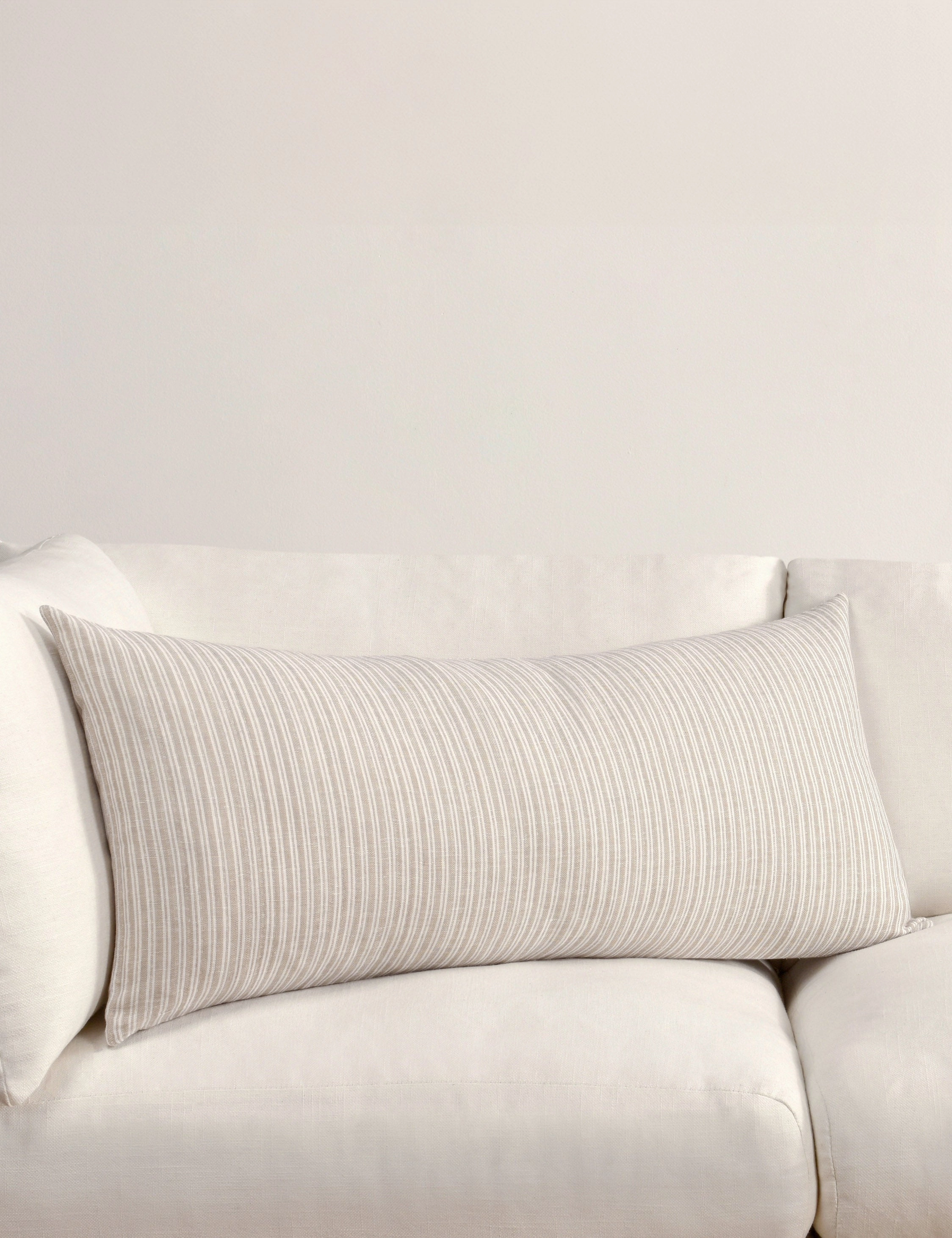Nevya Pillow