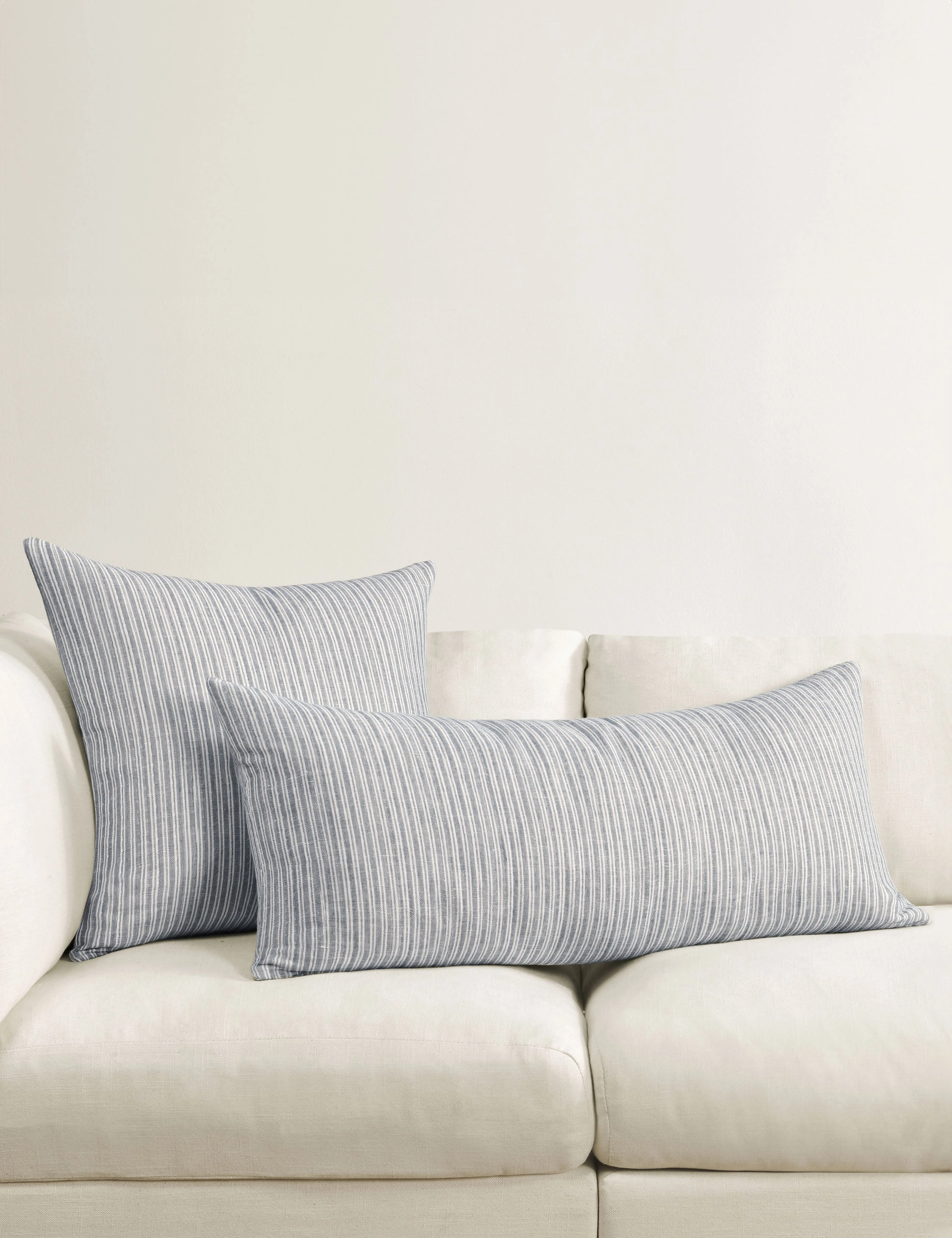 Nevya Pillow