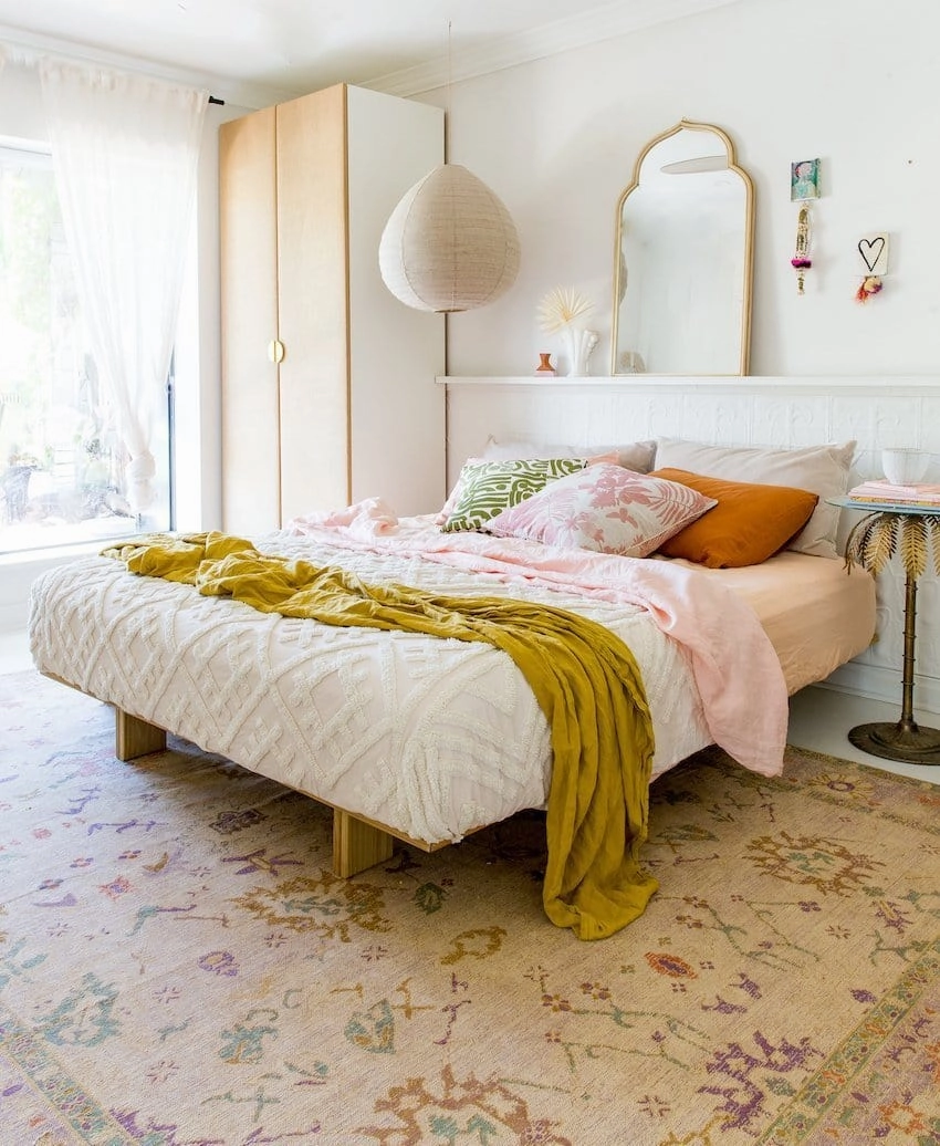 Olivia Boho Traditional Beige Purple and Coral Rug