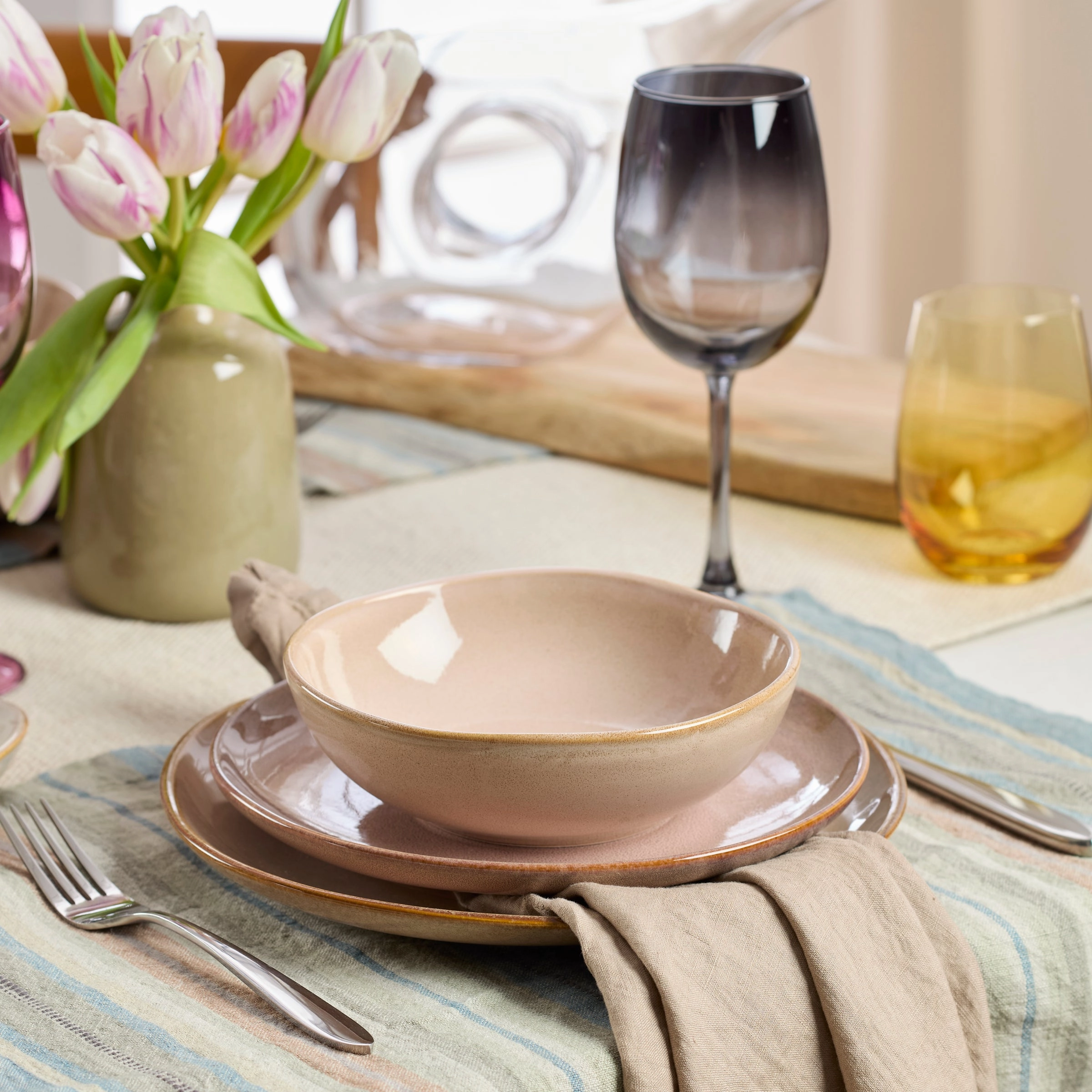 Organic Shades Clay 12-Piece Dinnerware Set