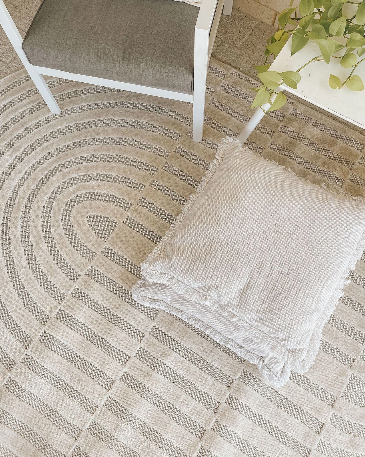 Orla Ivory Cream Striped Indoor Outdoor Oval Rug *NO RETURNS UNLESS FAULTY
