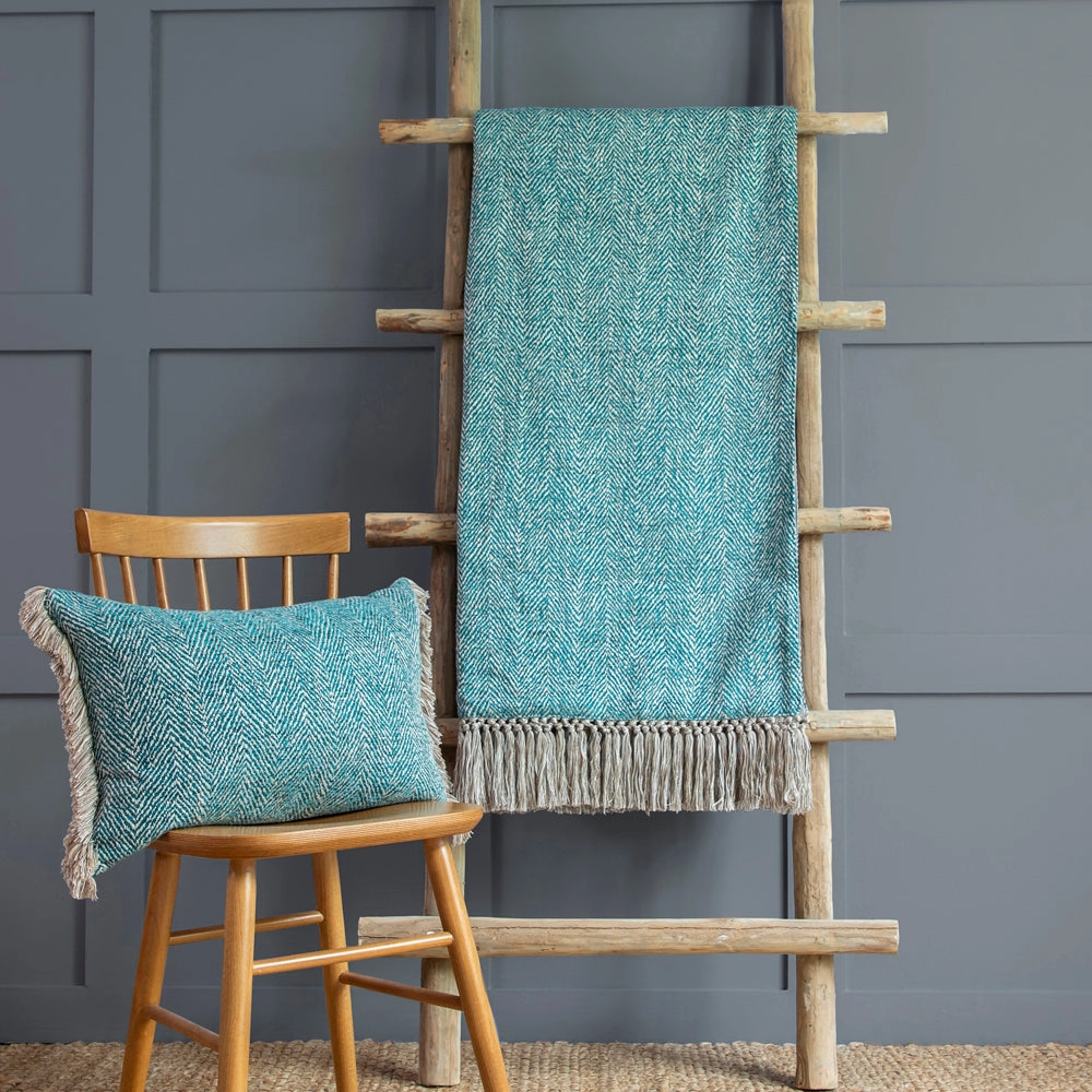 Oryx Woven Throw Azurebedding sets ,throw blankets 