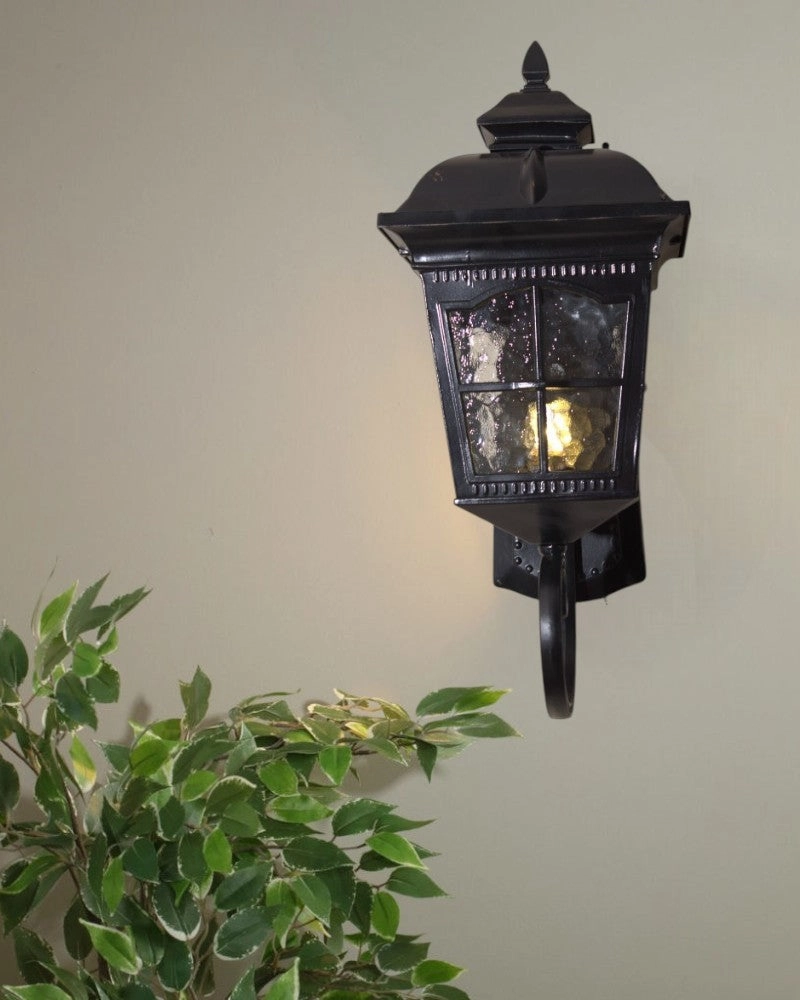 Outdoor Garden Wall Light - Black