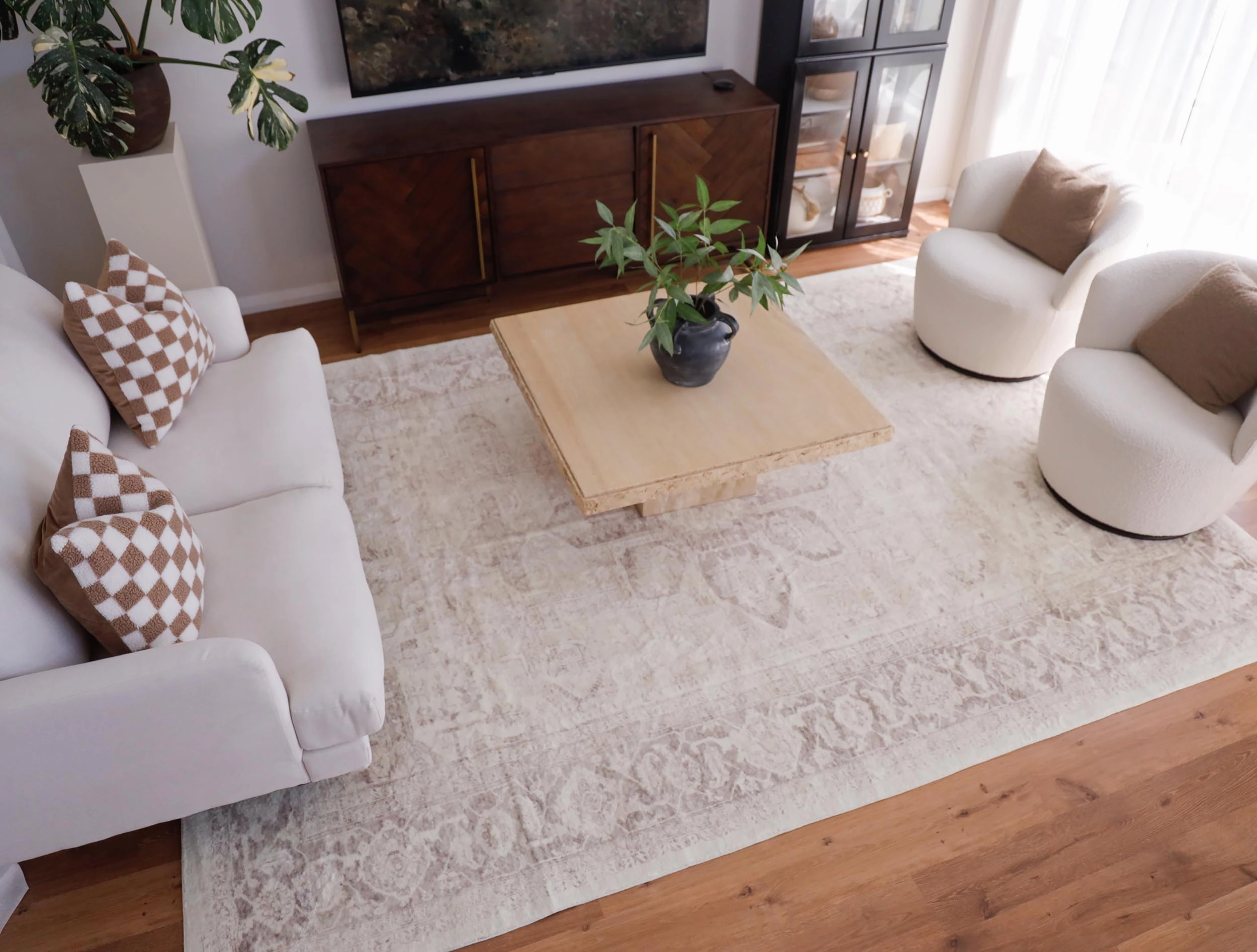 Patina Cream and Beige Distressed Washable Rug *NO RETURNS UNLESS FAULTY