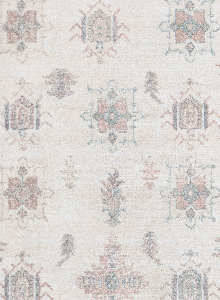 Pebblebrook Cream and Pink Traditional Round Rug
