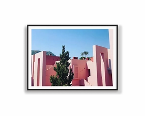 Pink Facadenordic style wall decor