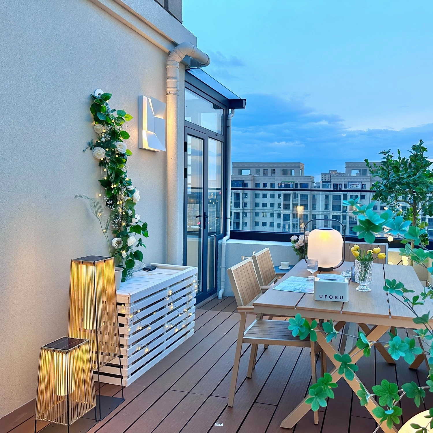 Plastic Rattan Outdoor Post Light