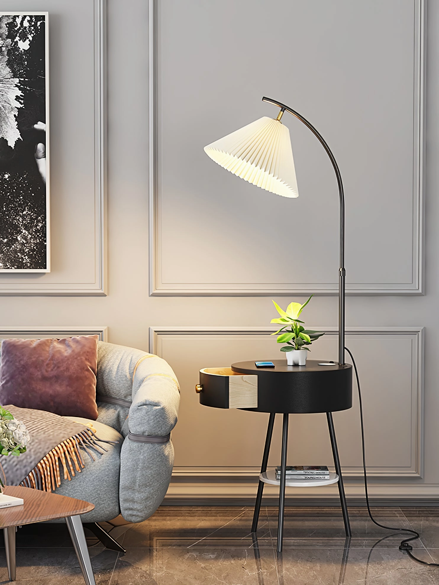 Pleated Arc Floor Light