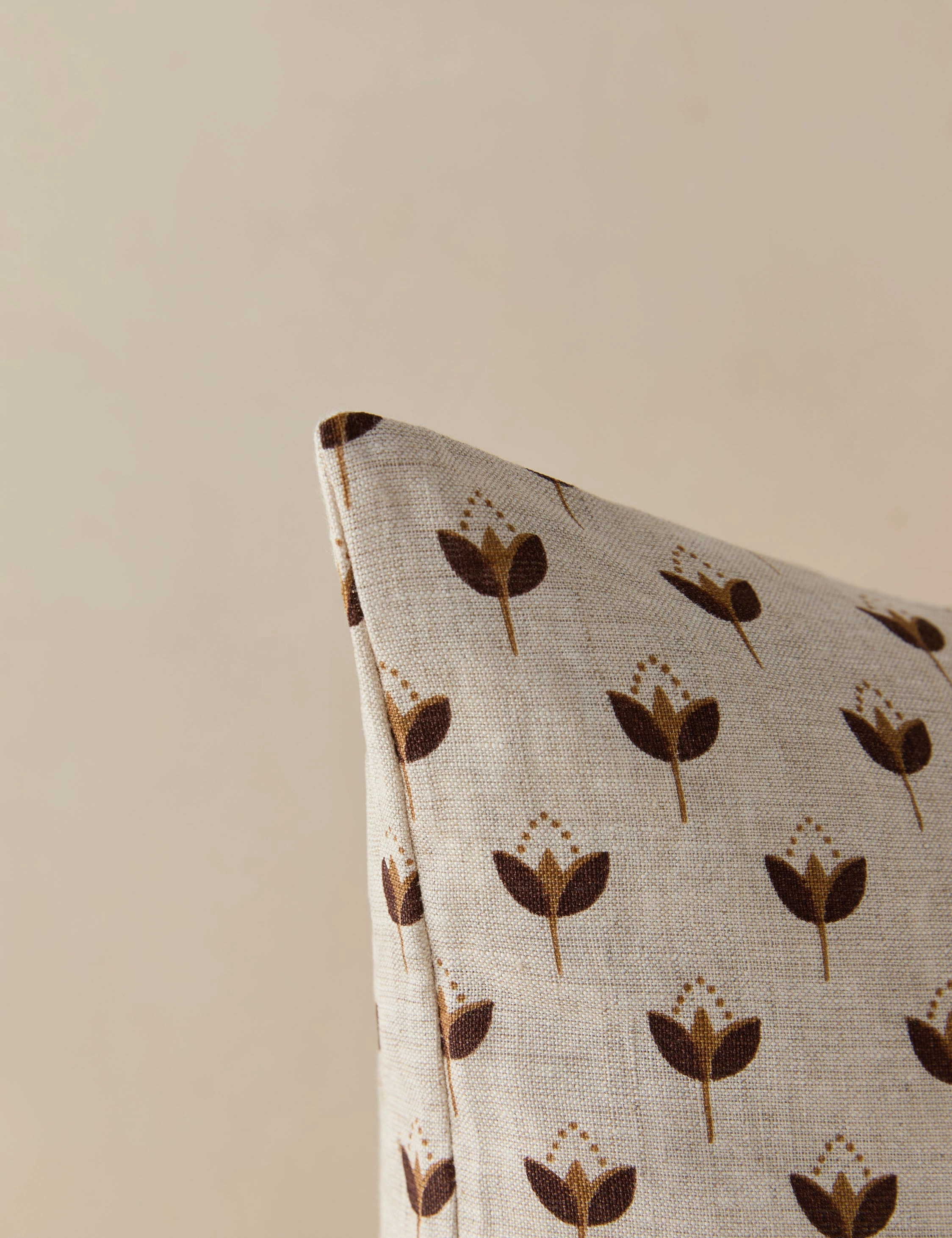 Poiret Linen Pillow