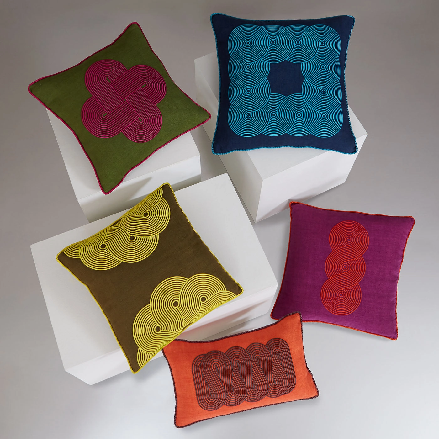 Pompidou Blue Border Pillow