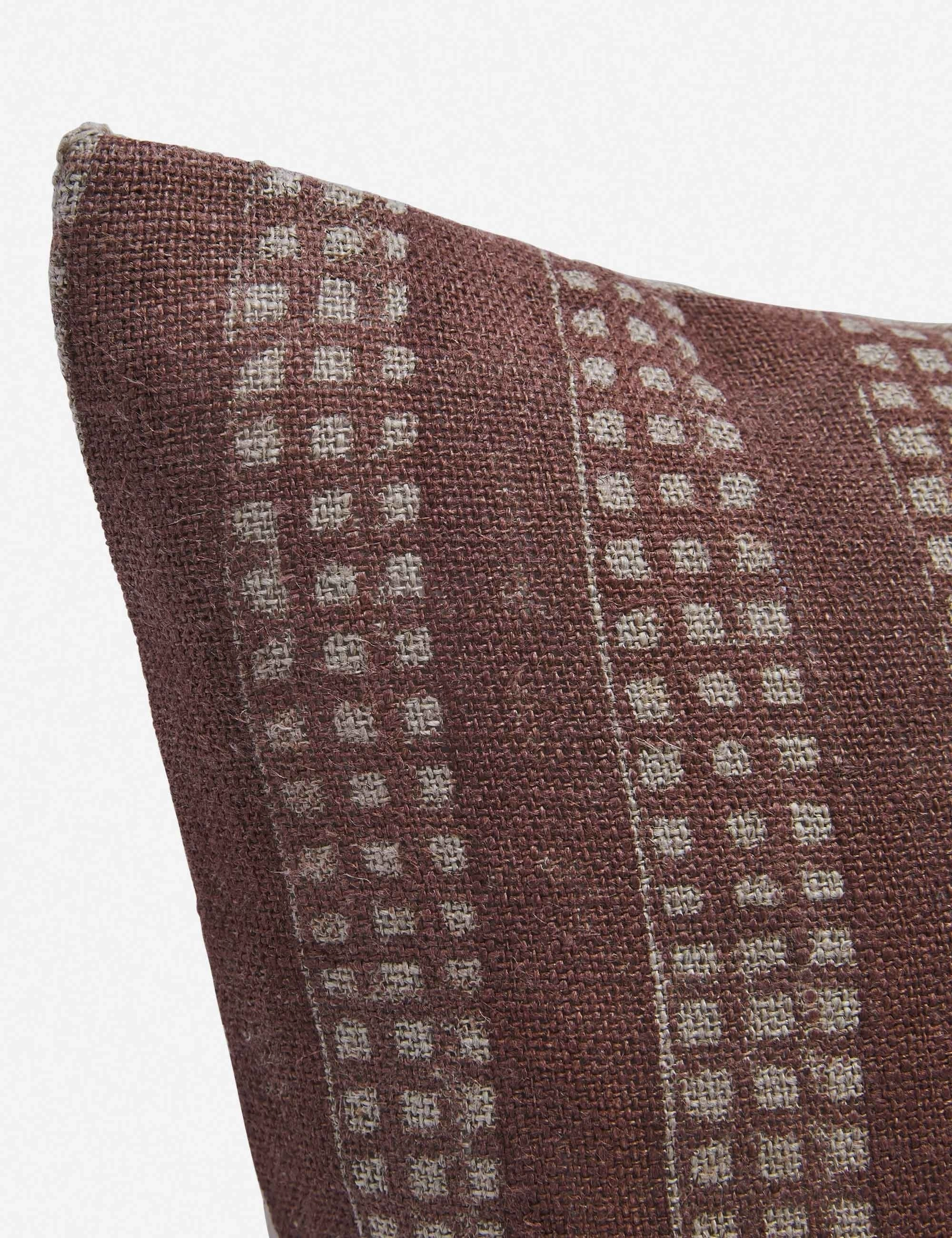 Rei Pillow