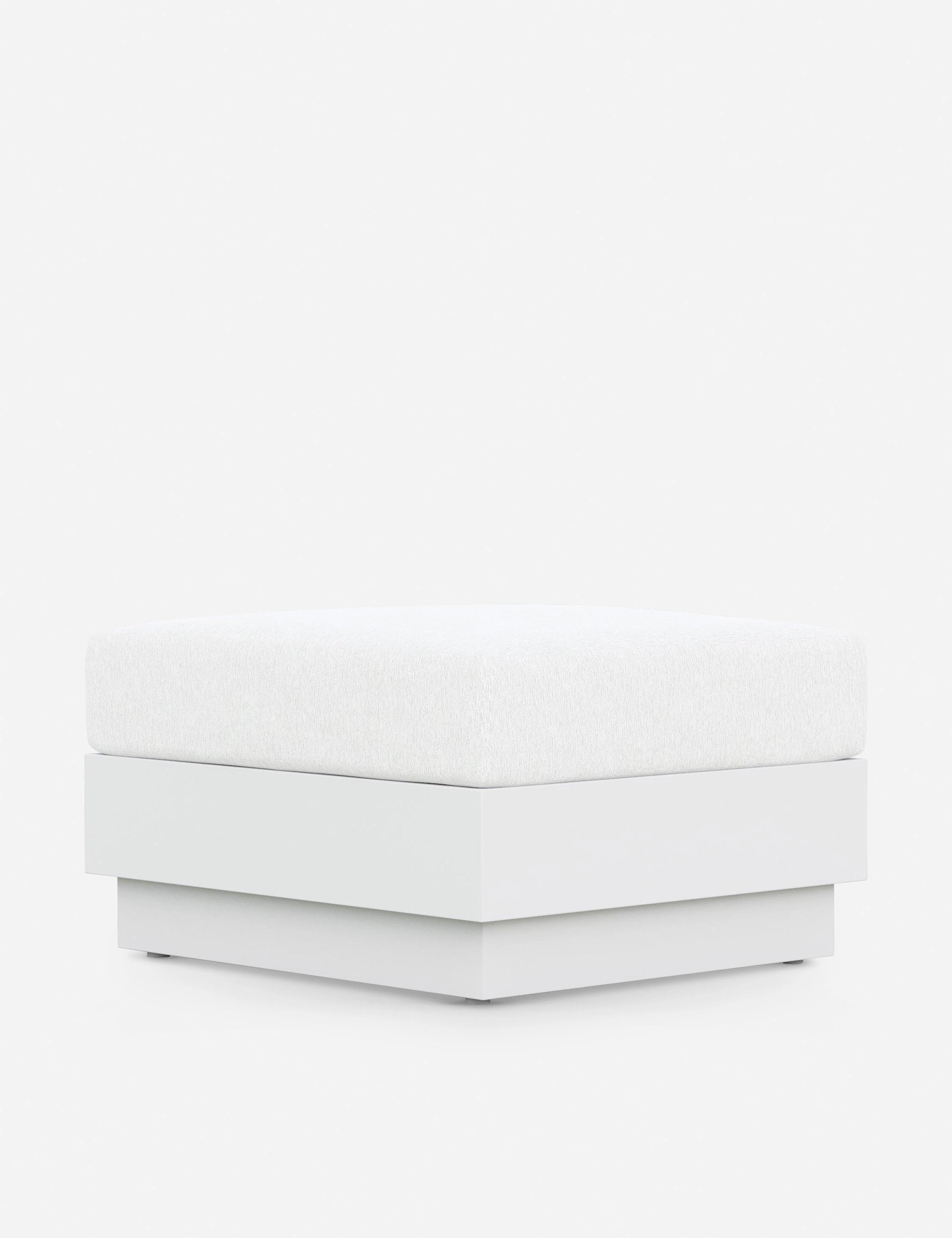 Romero Indoor / Outdoor Ottoman