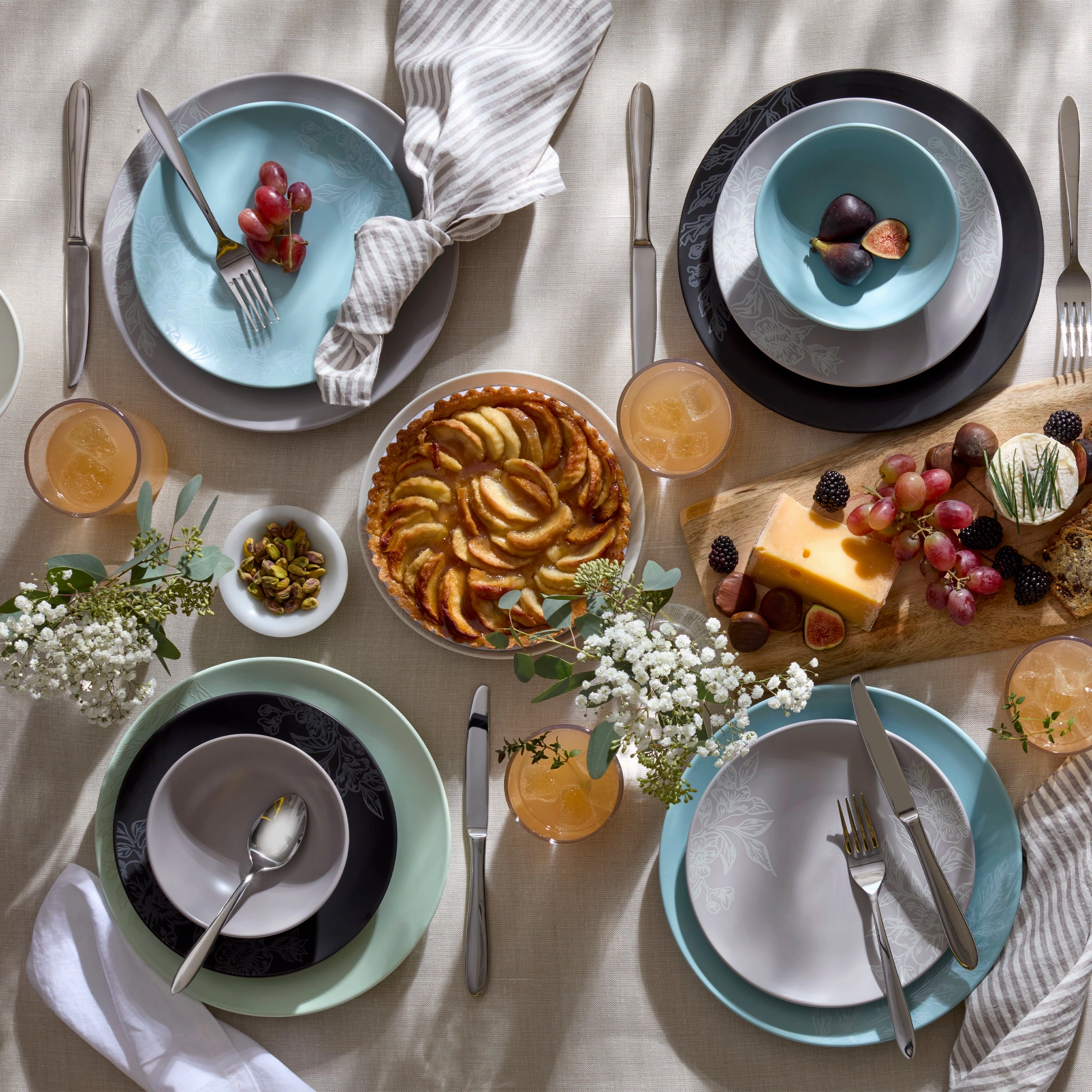 Roseto Soft Sage 12-Piece Dinnerware Set