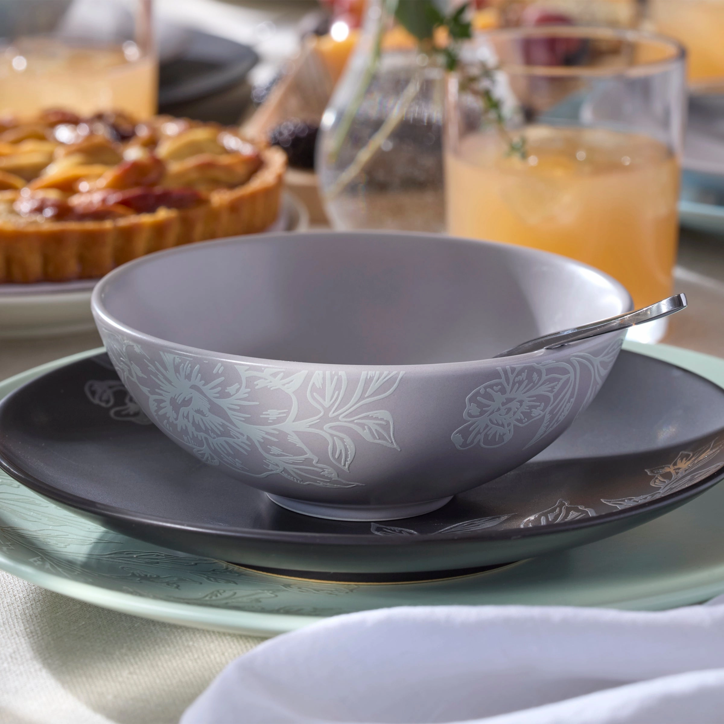 Roseto Soft Sage 12-Piece Dinnerware Set