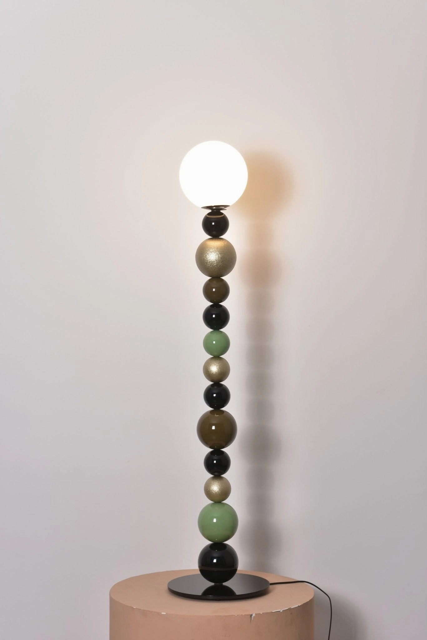 Round Balls Stacking Floor Lamp