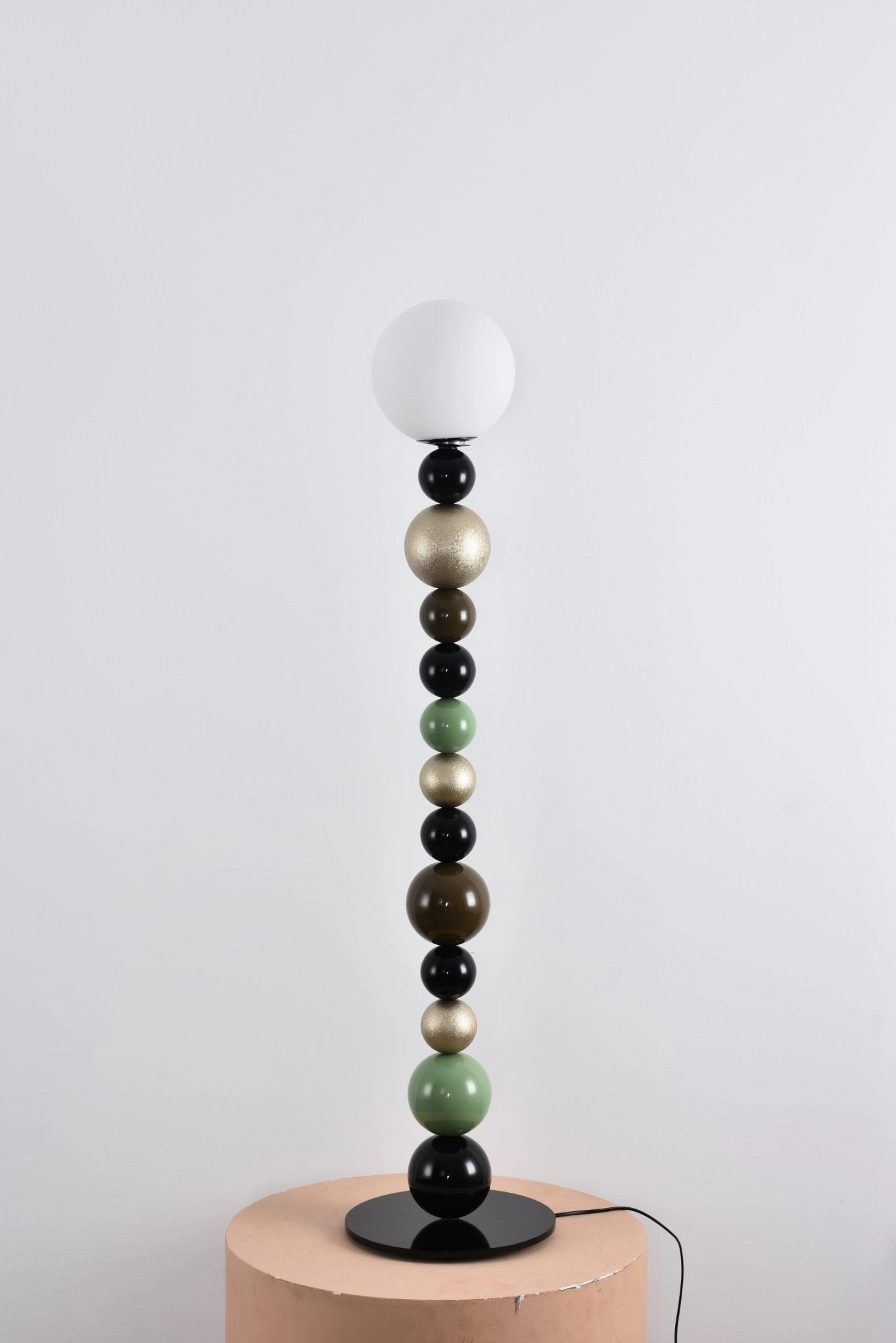 Round Balls Stacking Floor Lamp