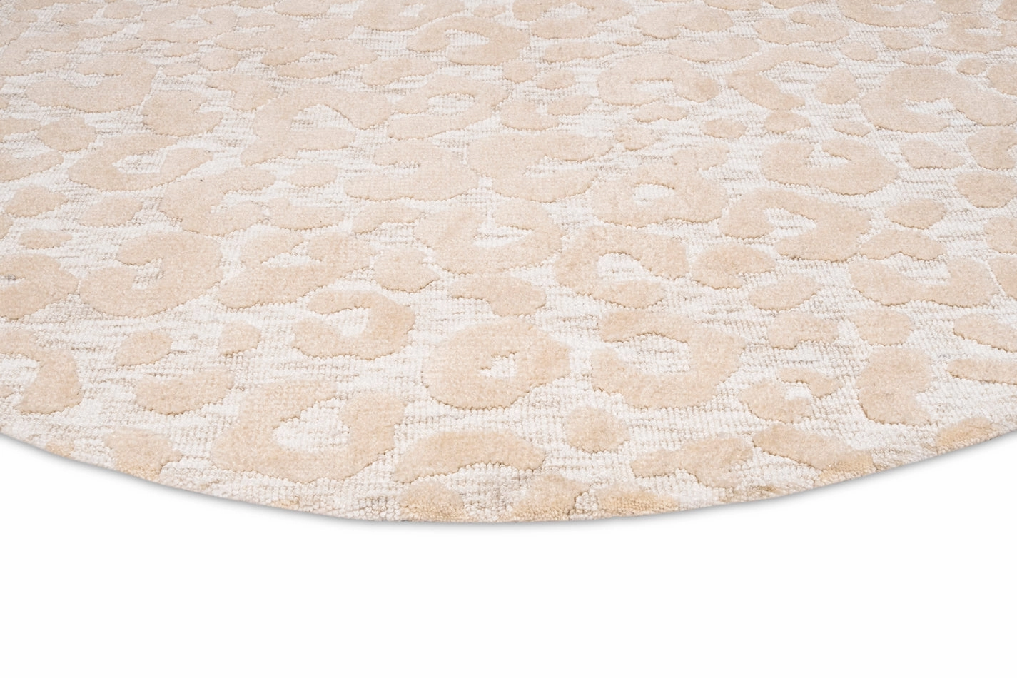 Sabbi Ivory and Cream Animal Pattern Round Rug *NO RETURNS UNLESS FAULTY